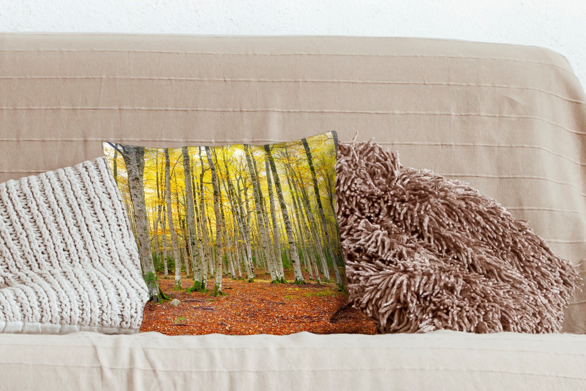 MuchoWow Dekokissen Wald - Bäume Sofakissen Zierkissen für Schlafzimmer, Wohzimmer, - Gelb, mit Deko, Füllung