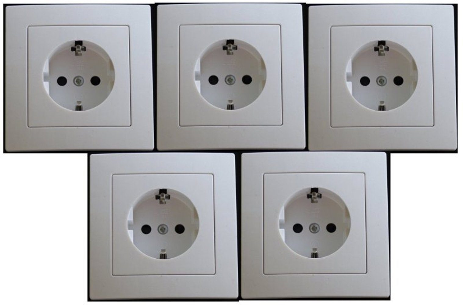 Lichtideen Schalter 7815 Levina Kunststoff Pack Steckdose weiß 250Volt 16Ampere 5-er Pack (Taster, Schalter, Anennendose, Steckdose mit USB lieferbar)