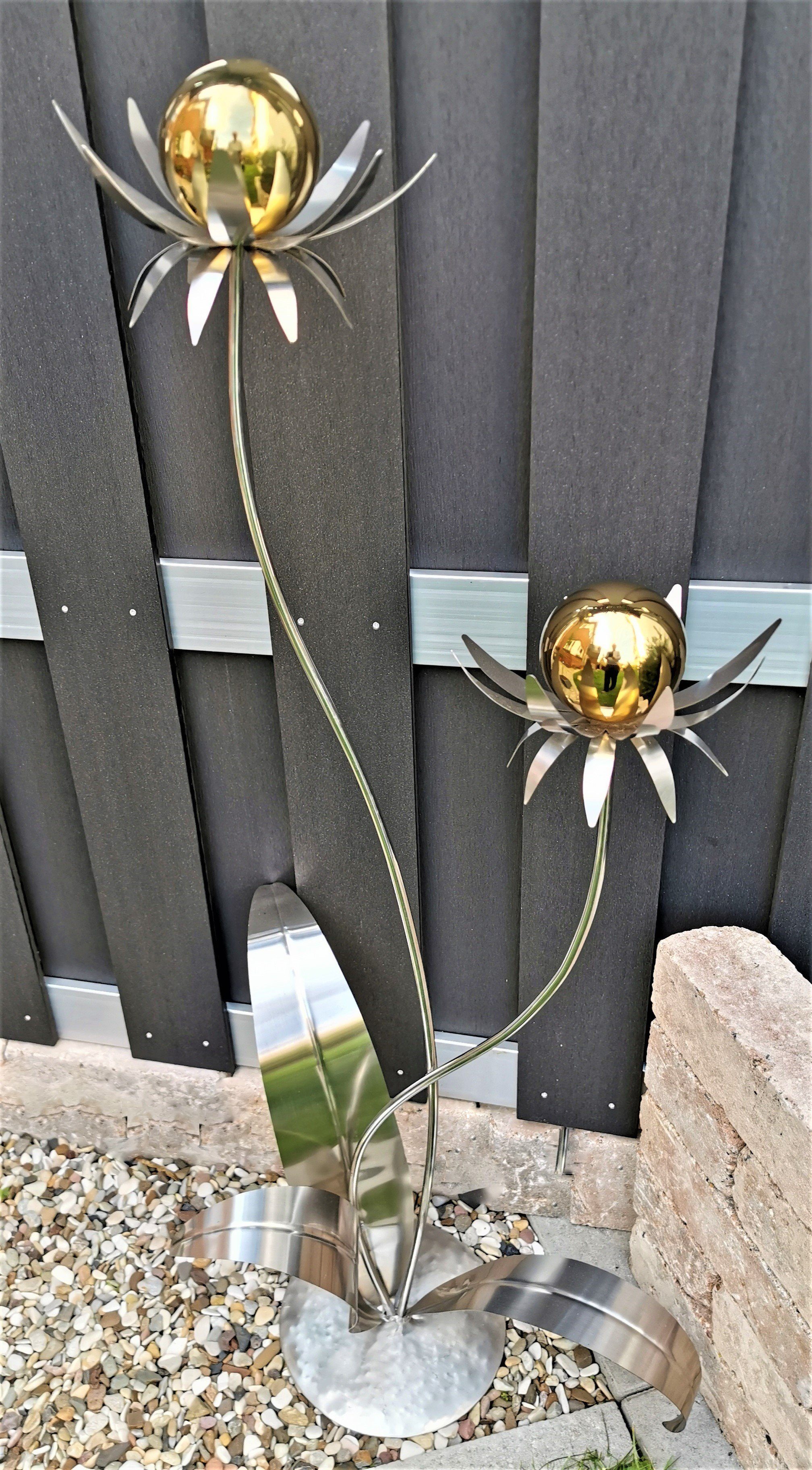 Jürgen Bocker Garten-Ambiente Gartenstecker Skulptur Blume Milano Edelstahl 120 cm Kugel Edelstahl gold poliert Standfuß Garten