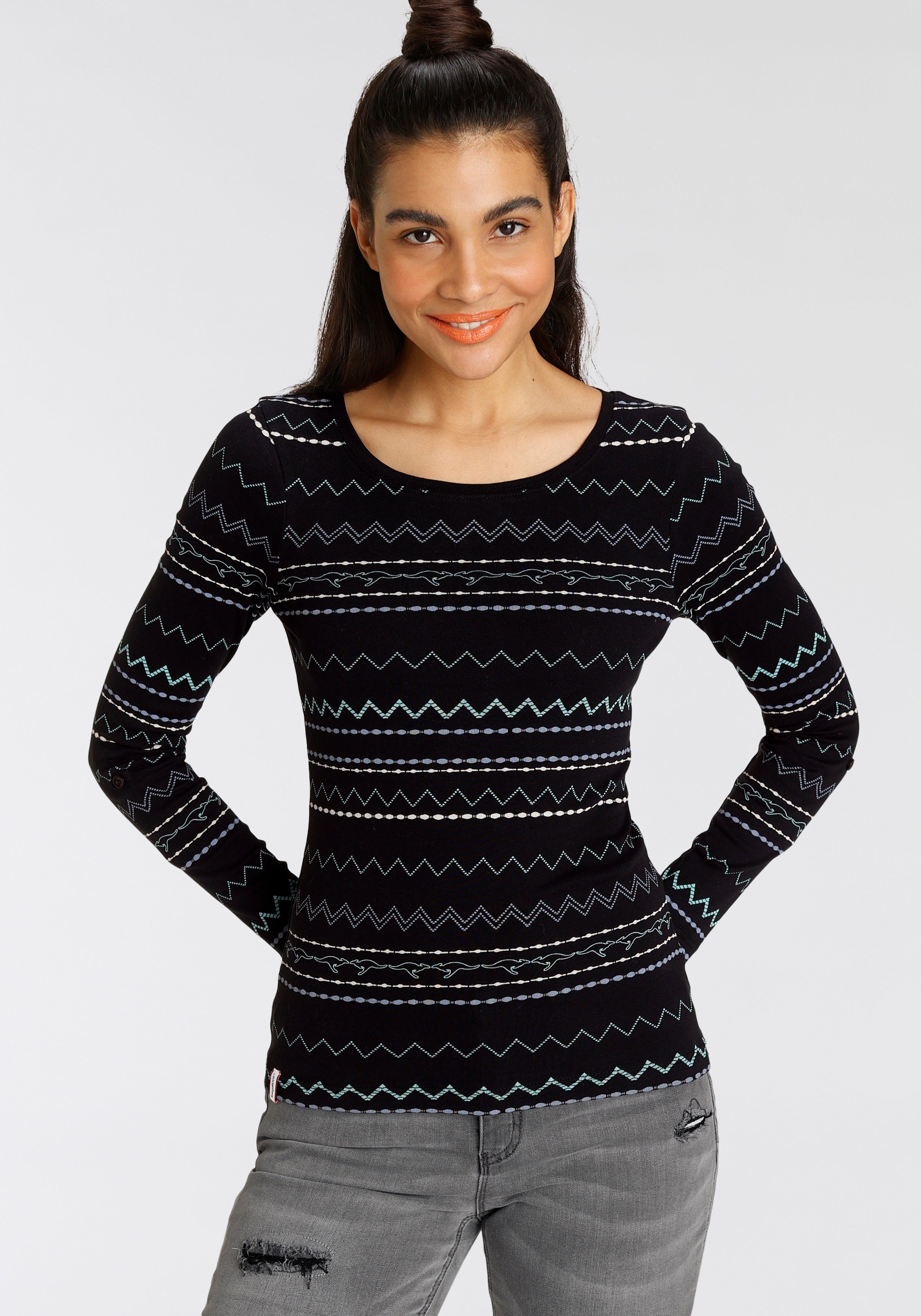 KangaROOS Langarmshirt sehr figurbetonte Passform, mit Zick-Zack-Muster, au günstig online kaufen