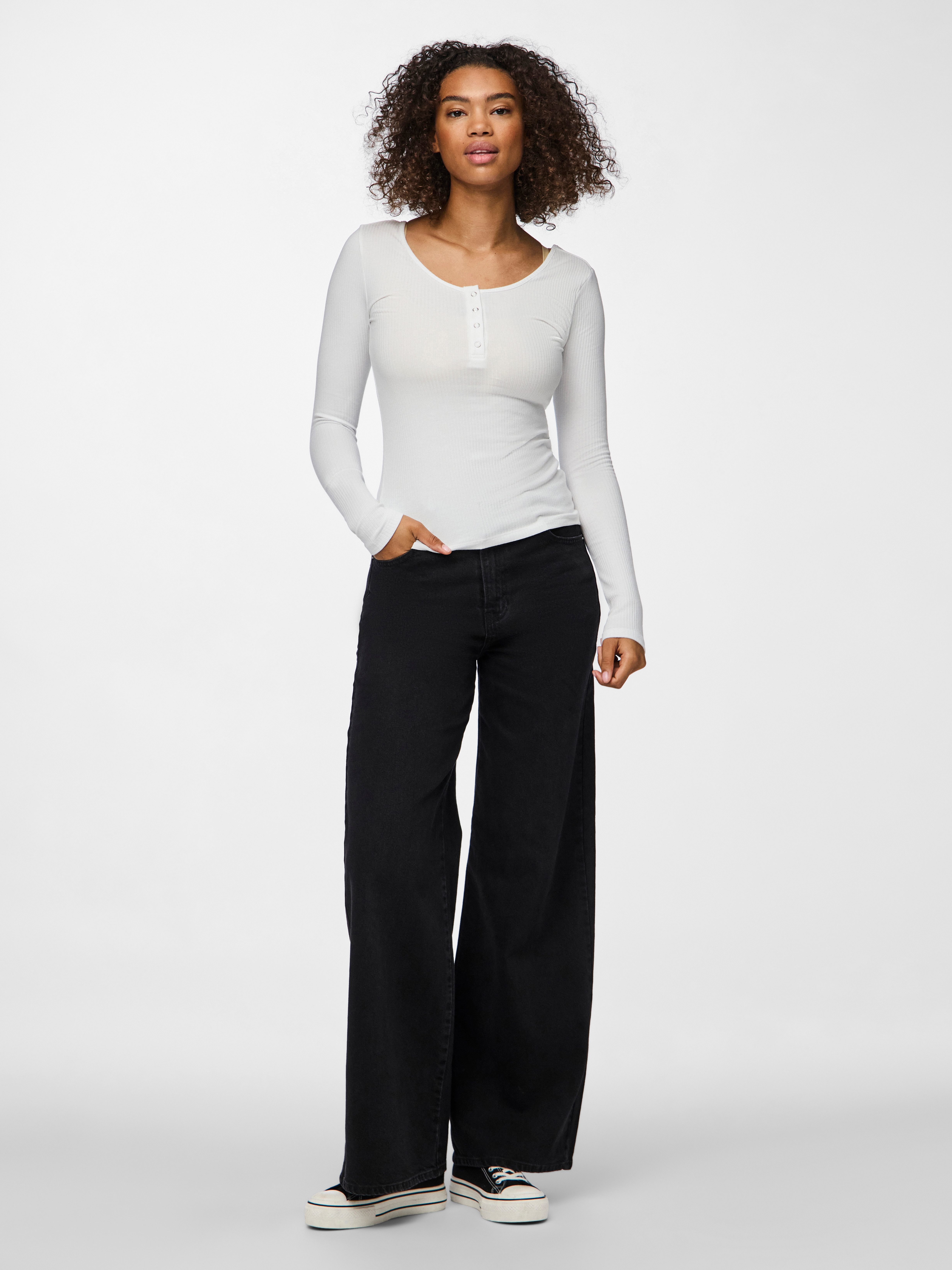 pieces Langarmshirt PCKITTE LS TOP NOOS BC Baumwollmischung, slim fit