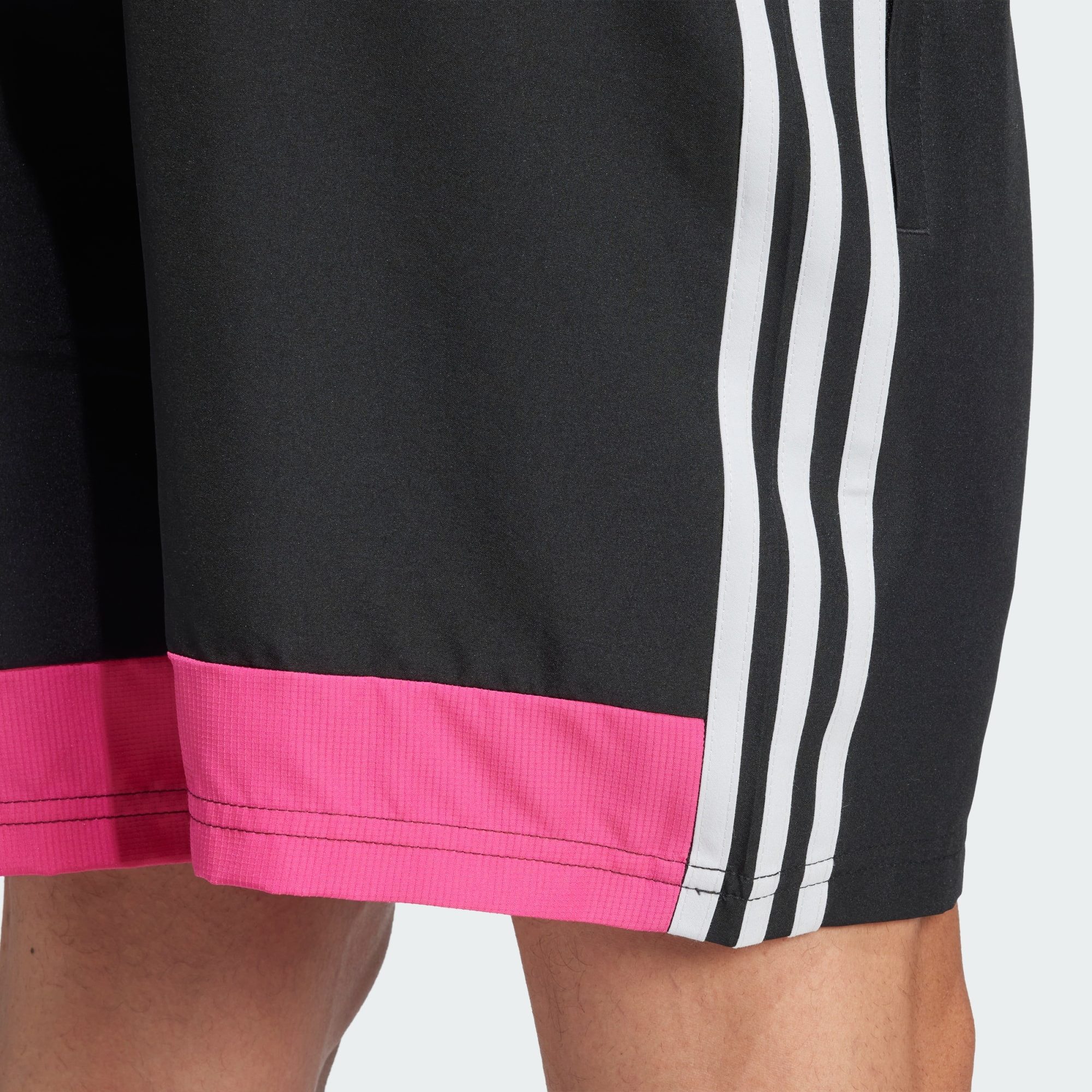 adidas Performance Shorts TIRO 25 ESSENTIALS WOVEN SHORTS (1-tlg)
