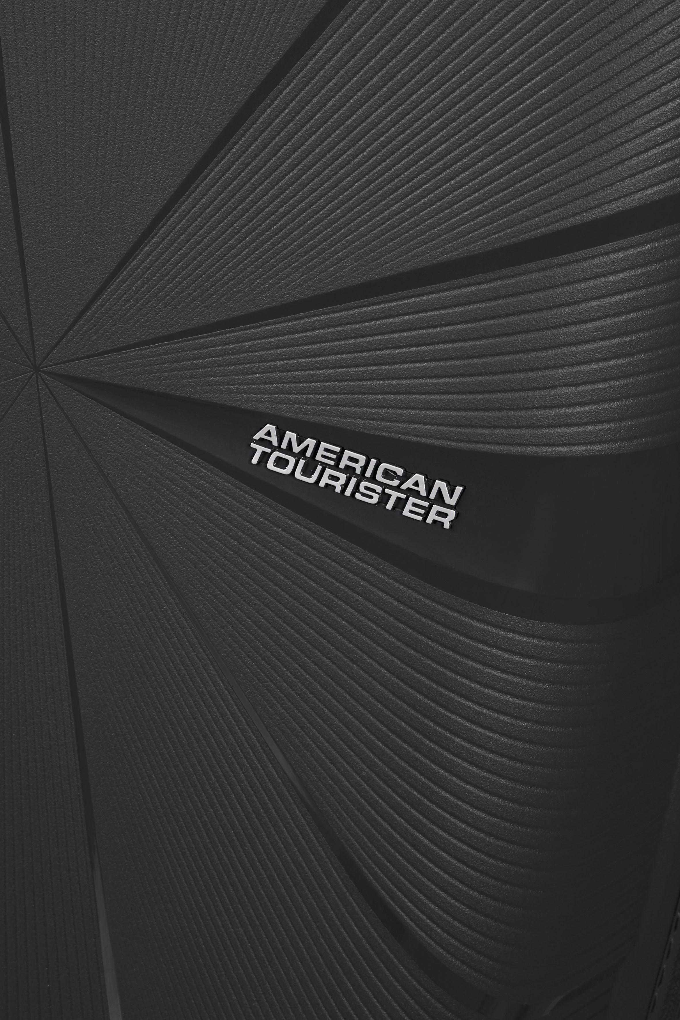 American Tourister® recyceltes Hartschalen-Trolley enthält Material black, Starvibe, Volumenerweiterung; 4 55 mit cm, Rollen