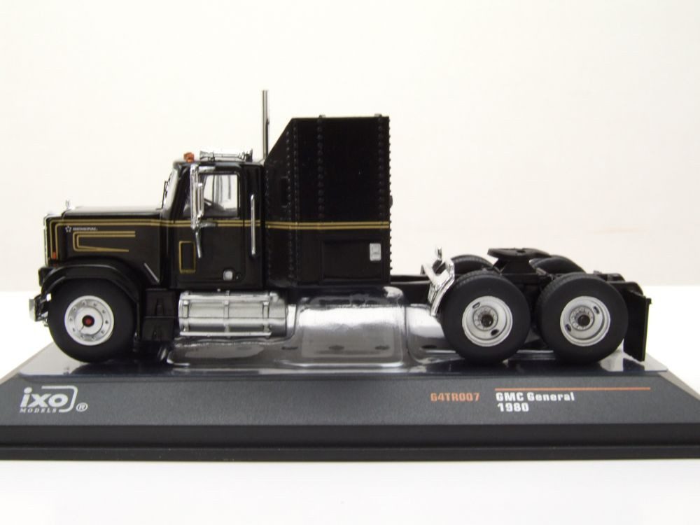 ixo Models Modellauto GMC General Zugmaschine 1980 schwarz, Maßstab 1:64