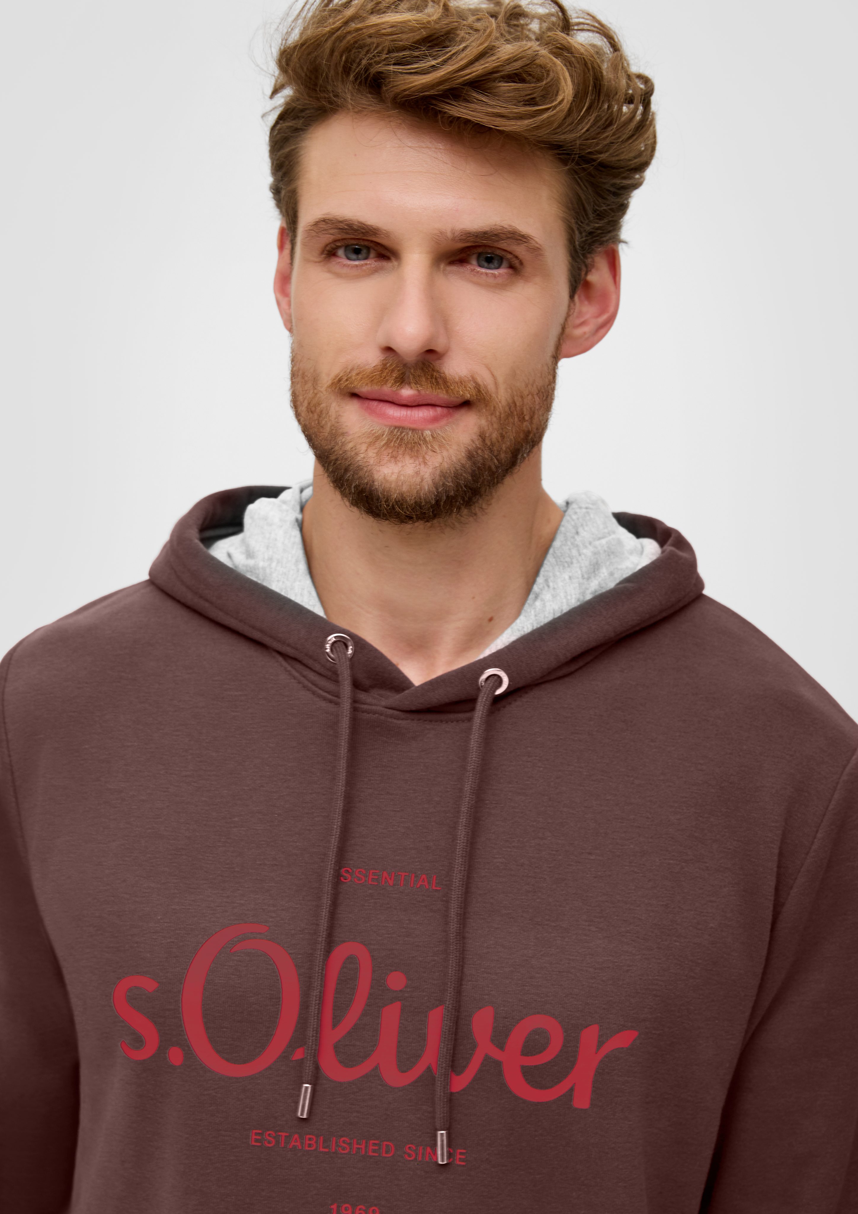 s.Oliver Sweatshirt Logo-Hoodie Sweat-Qualität Logo lila in