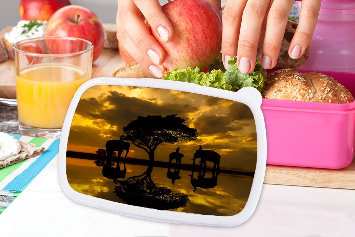 MuchoWow Lunchbox Silhouette der bei Kunststoff, Kinder, Sonnenaufgang, Elefanten Brotdose Erwachsene, thailändischen Mädchen, rosa Brotbox für (2-tlg), Kunststoff Snackbox
