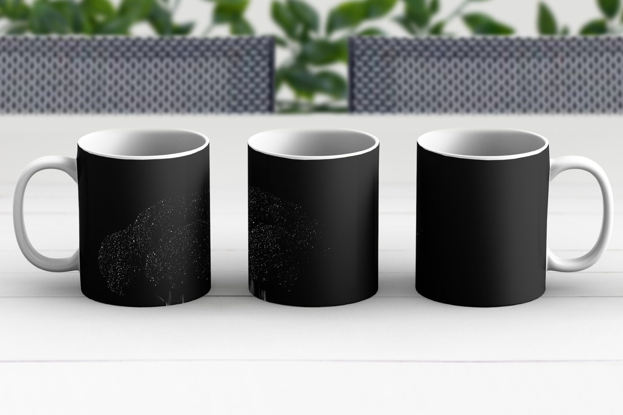 Brokkoli Weiß, schwarzem Teetasse, Becher, MuchoWow Tasse Geschenk Teetasse, in Schwarz und auf Keramik, Kaffeetassen, Hintergrund