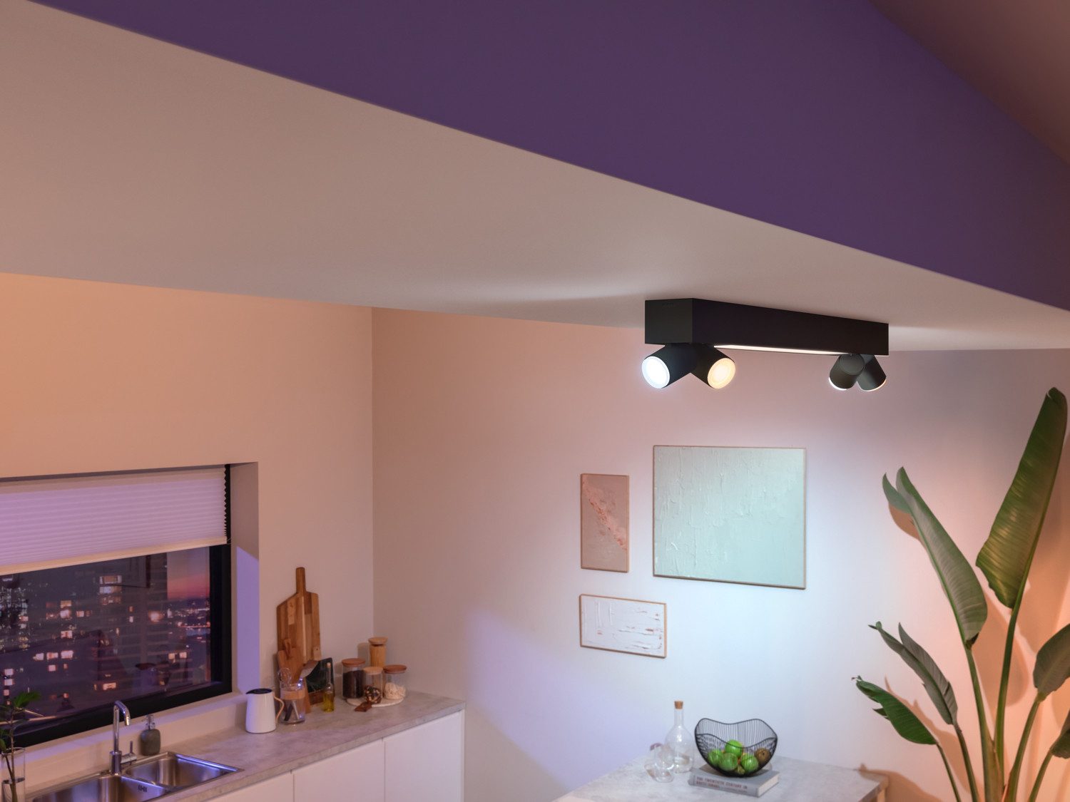 Philips Hue Smarte LED-Leuchte White & Color Ambiance Centris 4er Spot weiss, Abschaltautomatik, Bluetooth, CCT - über Fernbedienung, Dimmfunktion, Farbsteuerung, Farbwechsel, Leuchtdauer einstellbar, Memoryfunktion, Nachtlichtfunktion, RGB, Smart Home, Timerfunktion, dimmbar über Fernbedienung, erweiterbar, mehrere Helligkeitsstufen, LED wechselbar, RGB, Dimmfunktion