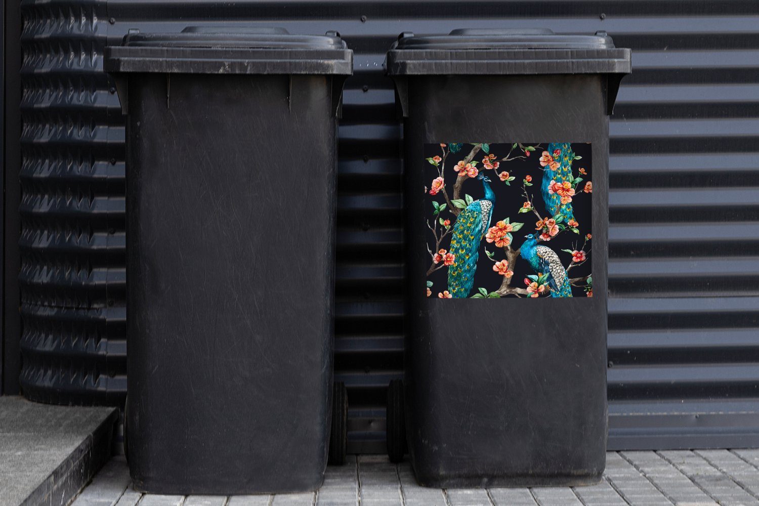 MuchoWow Wandsticker (1 Abfalbehälter Mülleimer-aufkleber, Mülltonne, Muster Schwarz Sticker, - Blüte - Container, St), - Pfau