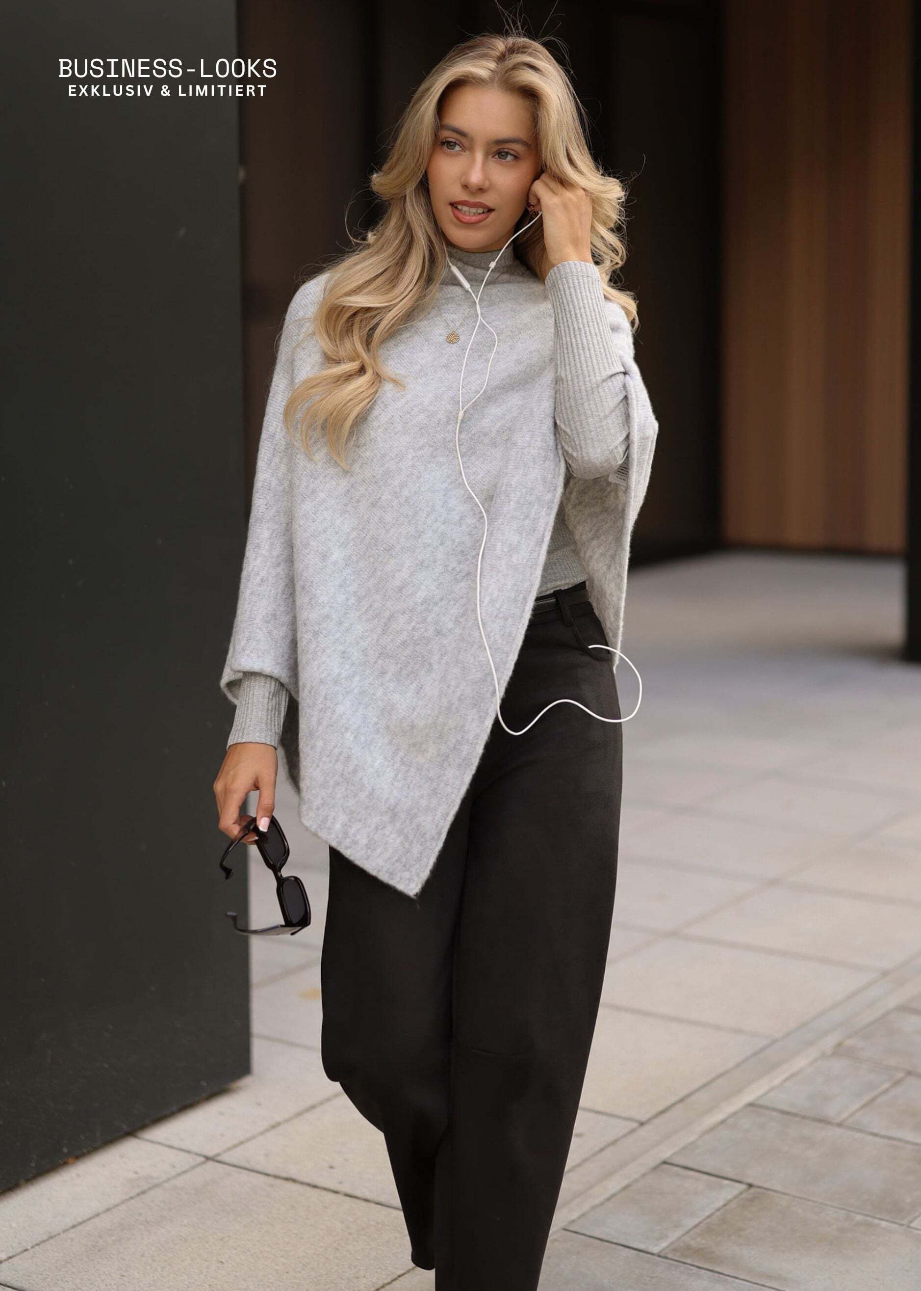 SASSYCLASSY Poncho Cape aus Wolle für Damen Poncho mit Stehkragen in Offwhite