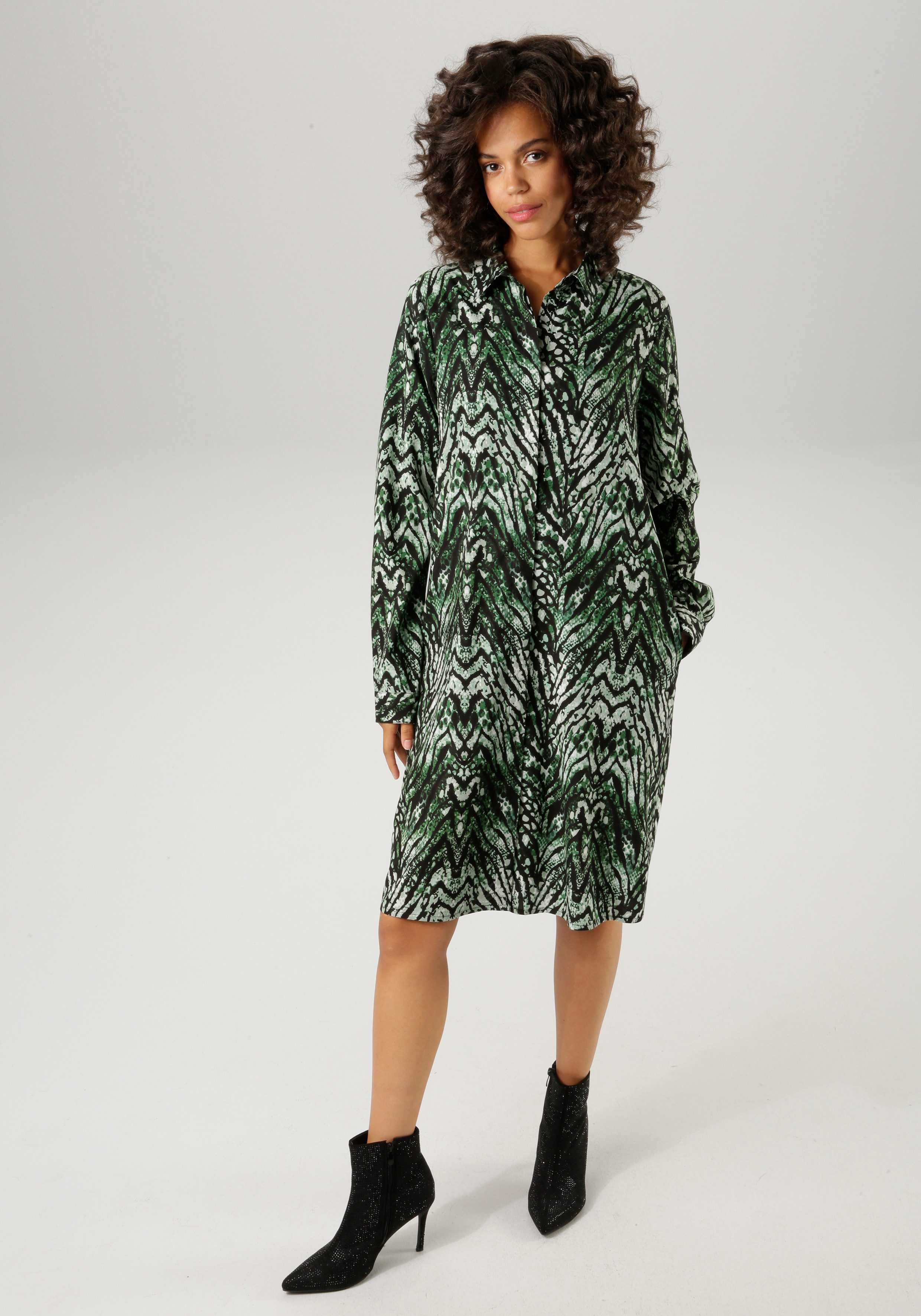 Aniston CASUAL Blusenkleid im extravaganten Animal-Print- günstig online kaufen