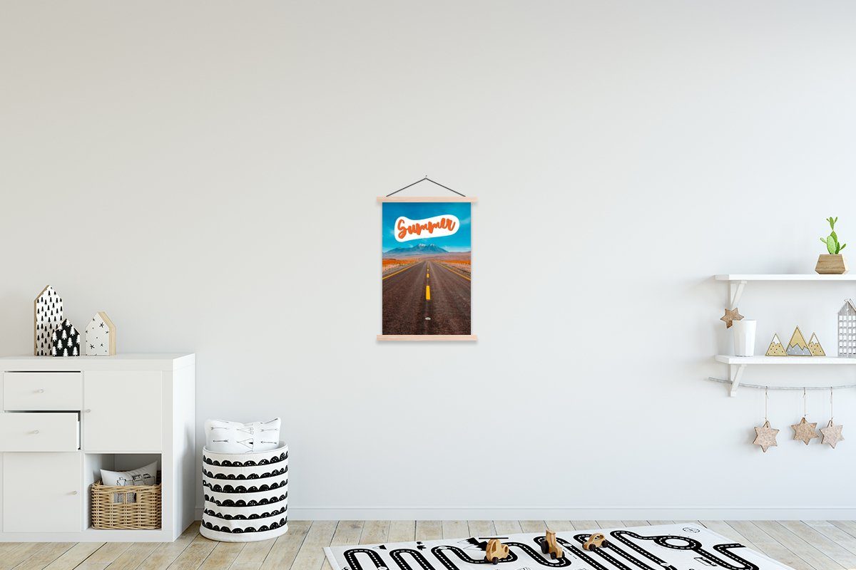 MuchoWow Poster Auto - Berge - Sommer, (1 St), Posterleiste, Textilposter für Wohnzimmer, Bilderleiste, Magnetisch