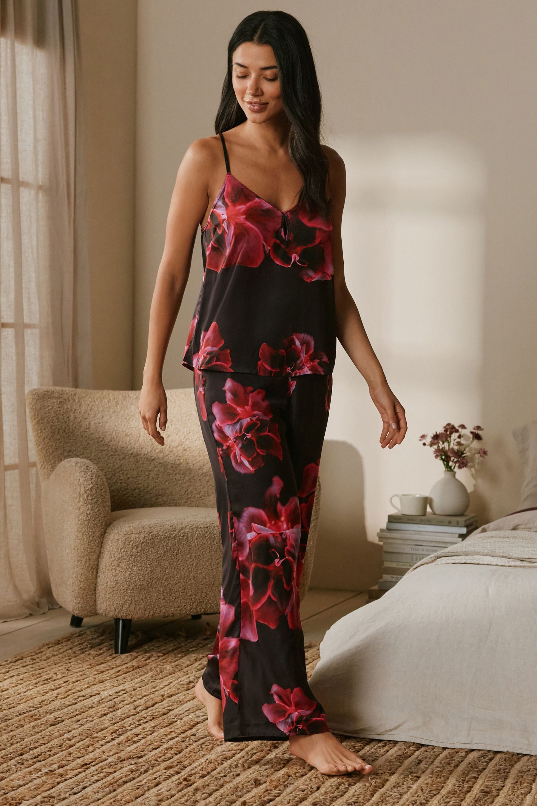 B by Ted Baker Pyjama B By Ted Baker geblümter Schlafanzug mit Camisole (2 tlg)