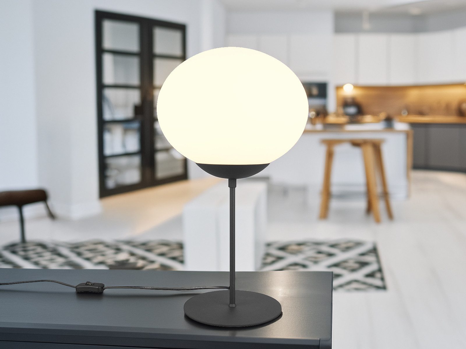 TRIO Leuchten LED Nachttischlampe, Dimmfunktion, LED wechselbar, Warmweiß, Groß-e schöne Retro Tischbeleuchtung mit Glas-kugel, Höhe 52cm