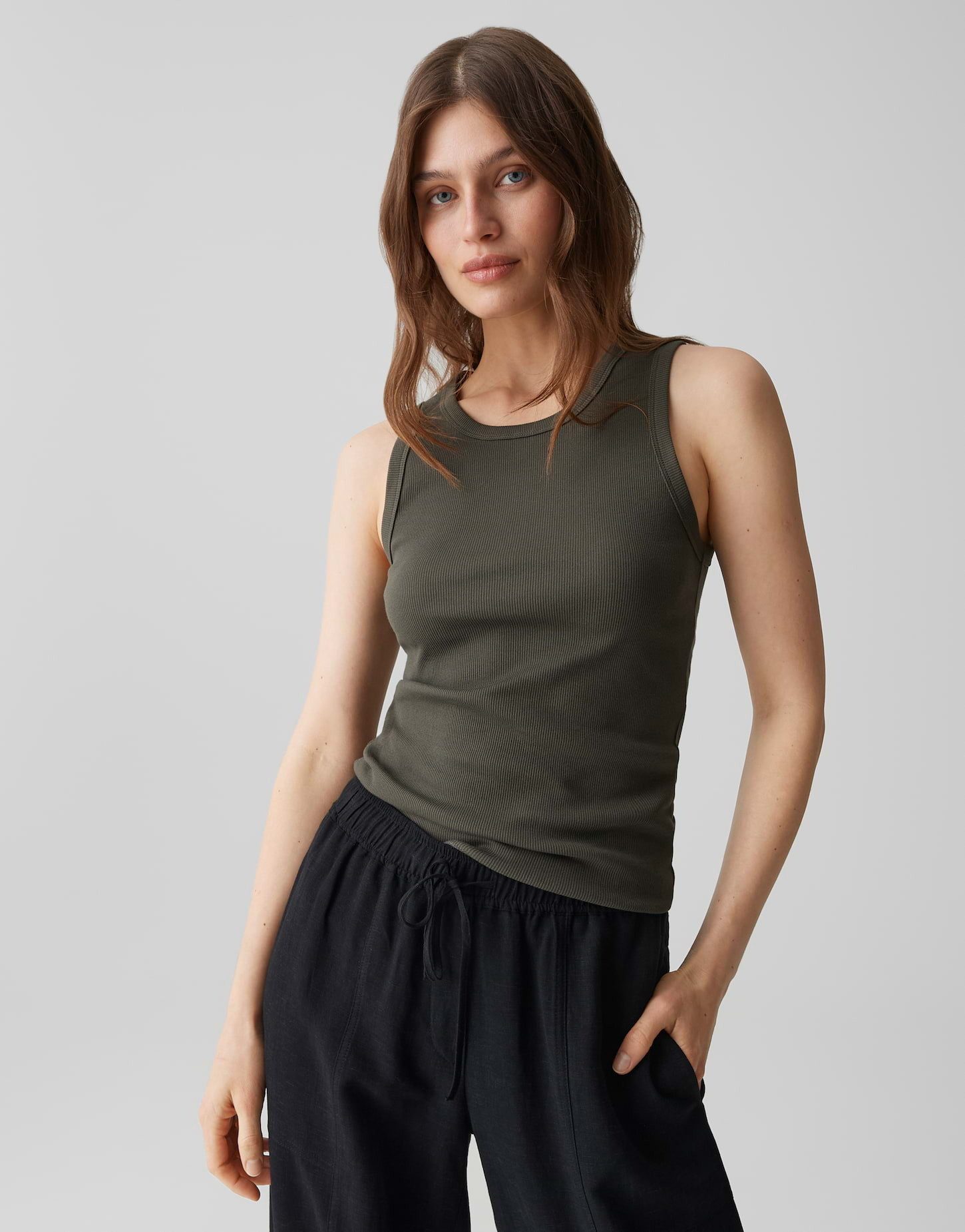 OPUS Tanktop Ilesso aus Baumwolle in schmaler Passform Ärmellos geschnitten für sommerliche Looks