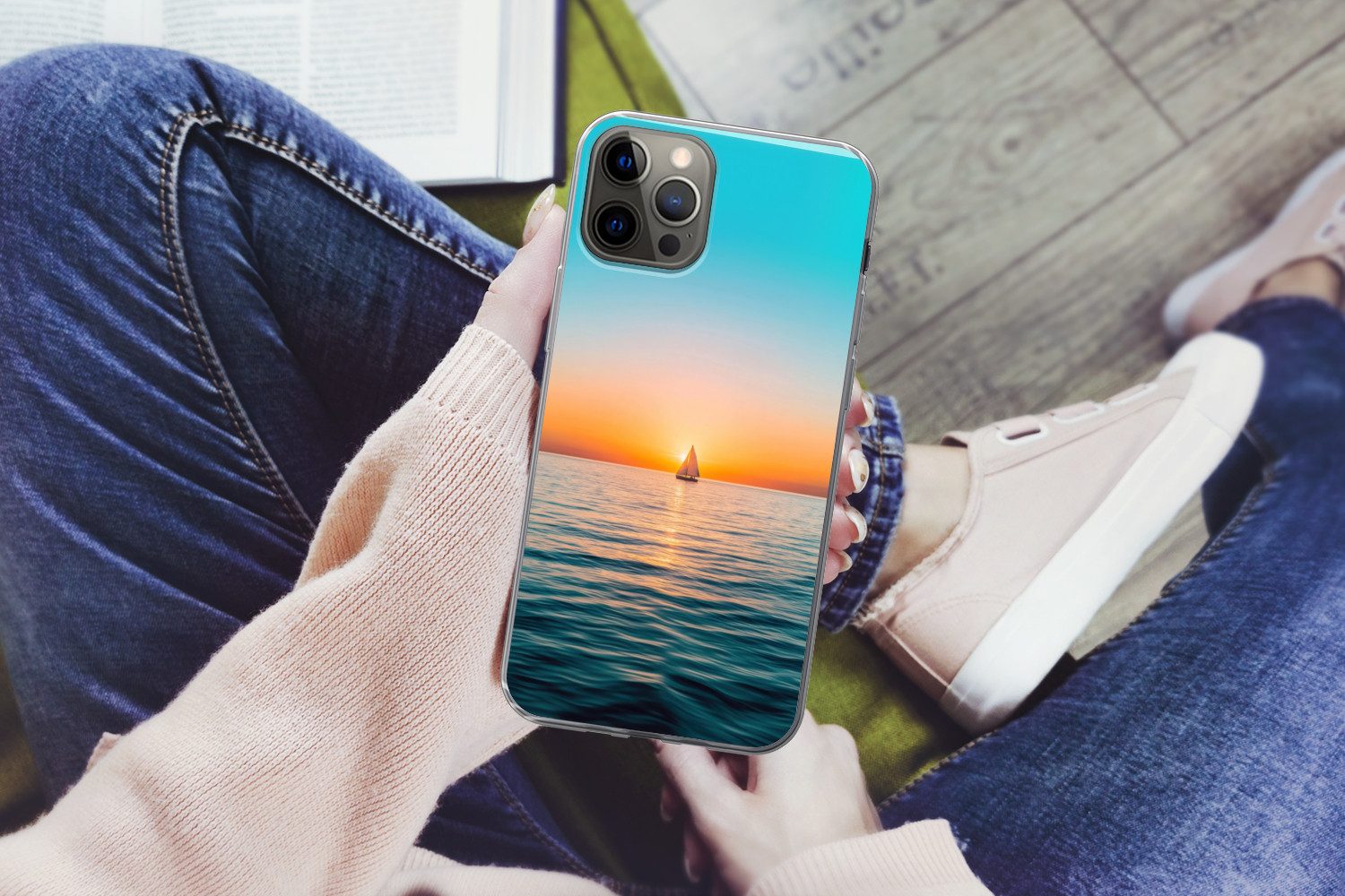 MuchoWow Handyhülle für Apple iPhone 13 Pro Meer - Segelboot - Sonnenuntergang, Smartphone-Bumper, Print, Handy Schutzhülle Dünn