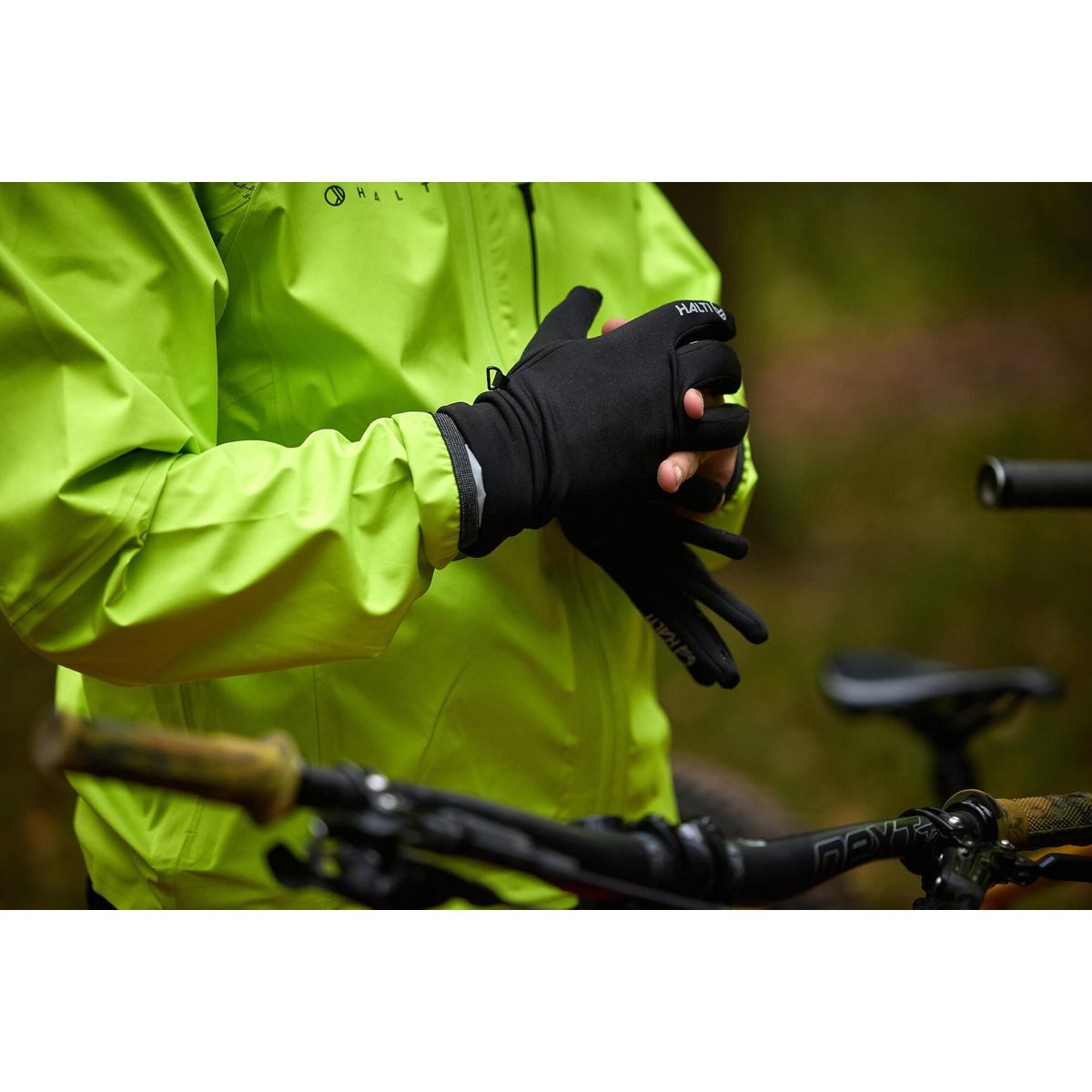 HALTI Fahrradjacke Liike Men's 3L Drymaxx Wind Jacket Vielseitige, wasserdichte Herrenjacke mit reflektierenden Details