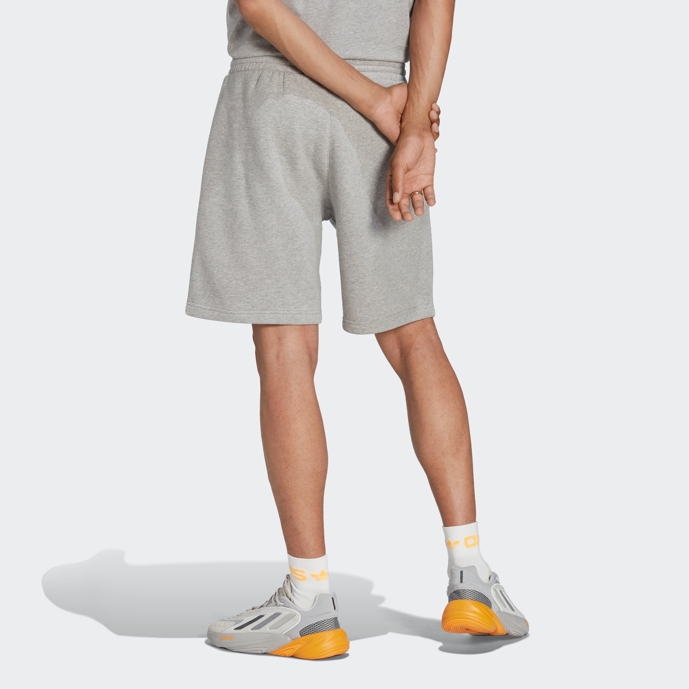 adidas Originals Shorts Grey TREFOIL Medium ESSENTIALS (1-tlg) Heather