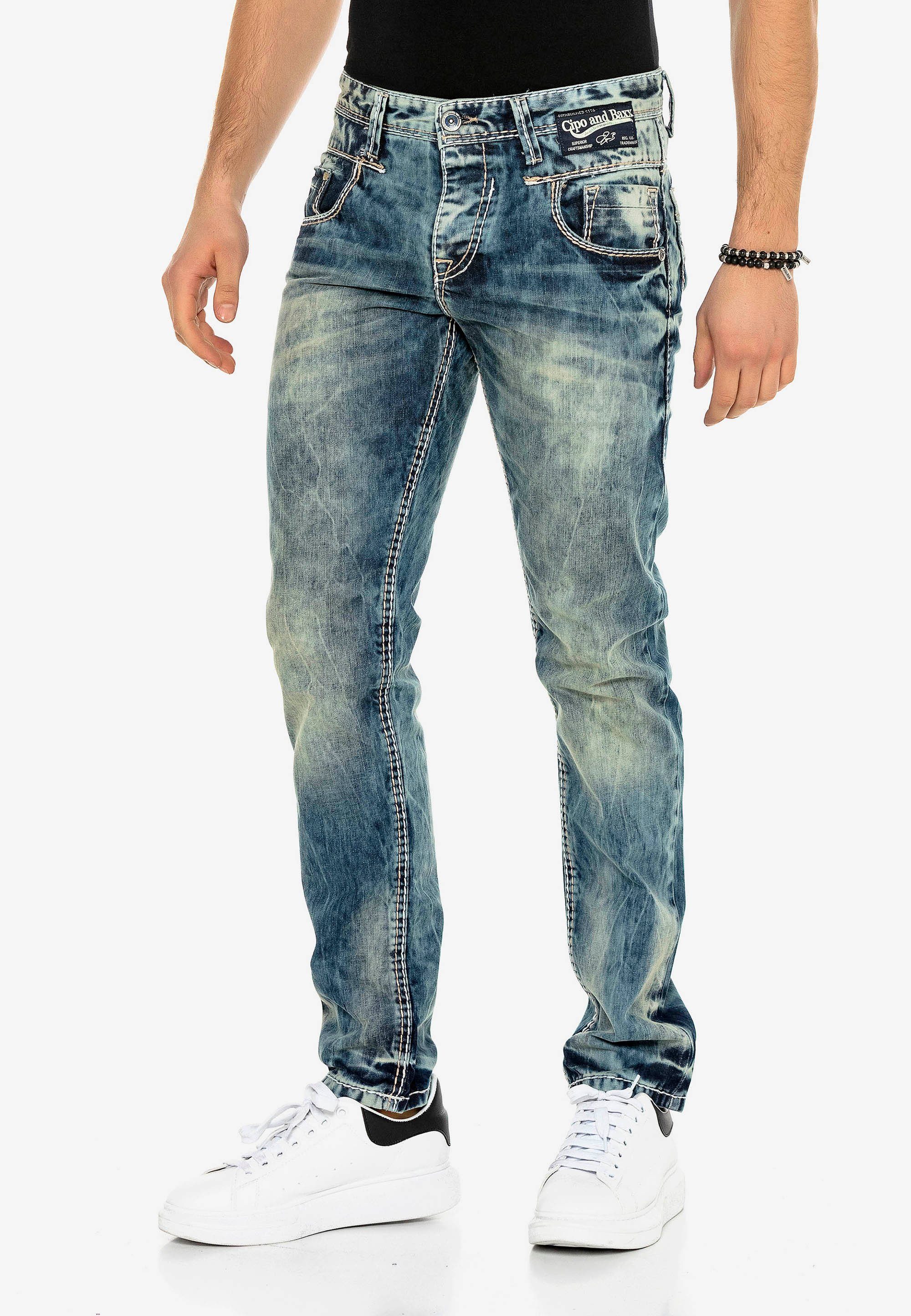 Jeans Fit-Schnitt Regular Cipo Bequeme bequemem Baxx in &