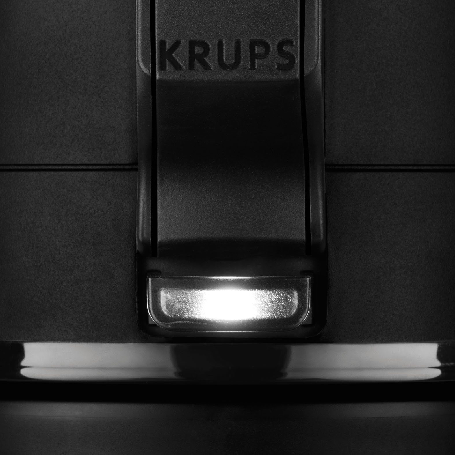 Krups Wasserkocher BW2448 Pro Aroma, 1,6 l, 2400 W, Beleuchteter Ein-/ Ausschalter, Schwarz – Bild 4 von 5