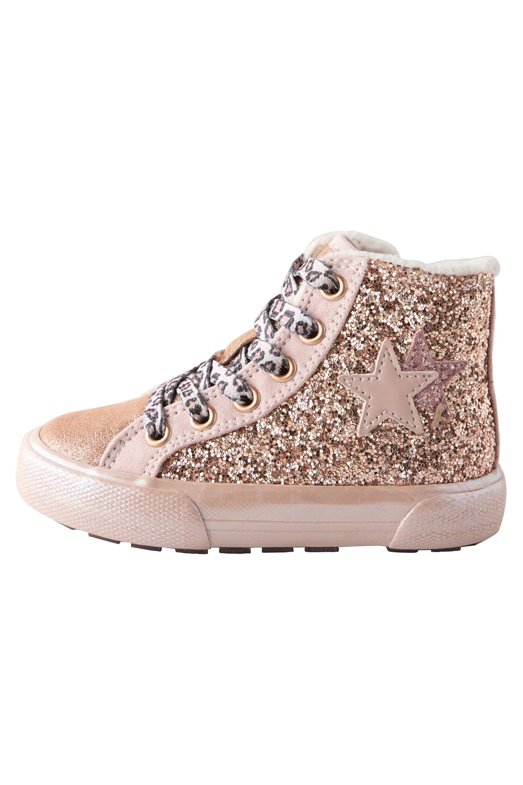 Next Hi-Top-Sneaker mit Stern, weite Passform Sneaker (1-tlg)