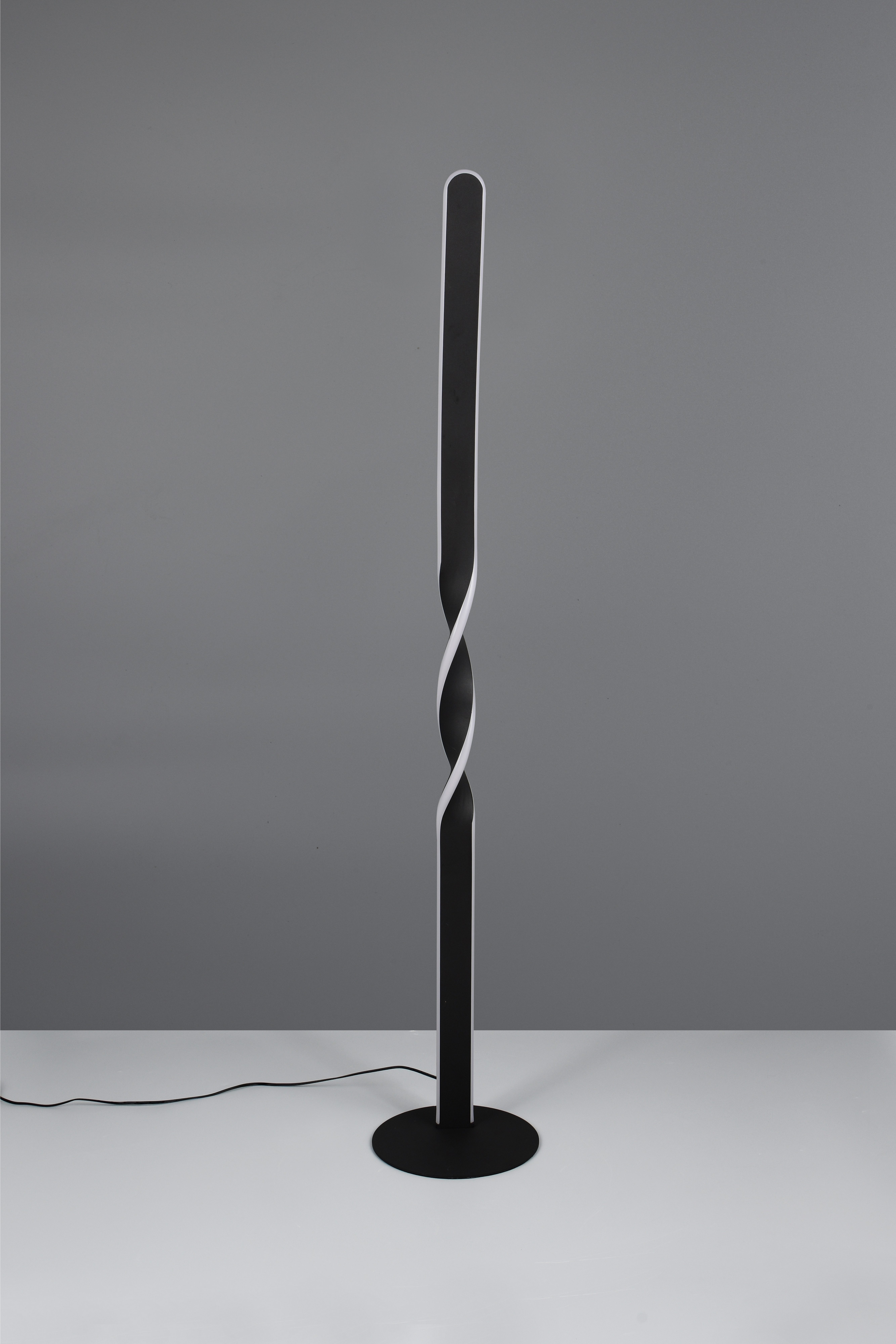 Reality Leuchten LED Stehlampe GINKO, LED Stehleuchte mit 19W 2060 Lumen 3000K warmweiß, Ein-/Ausschalter, LED fest integriert, Warmweiß, Stehlampe mit Fußschalter + 180cm Kabel, Höhe 110 cm Ø 20cm