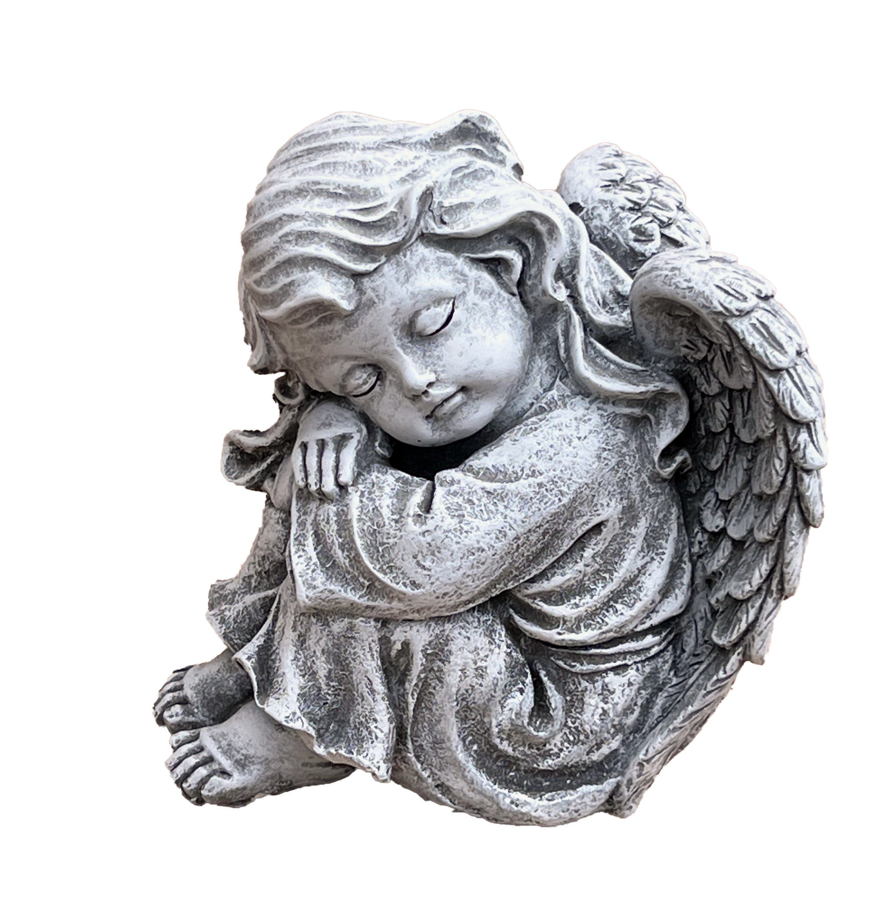 Stone and Style Engelfigur Frostfeste Steinfigur sitzender Engel Sophie