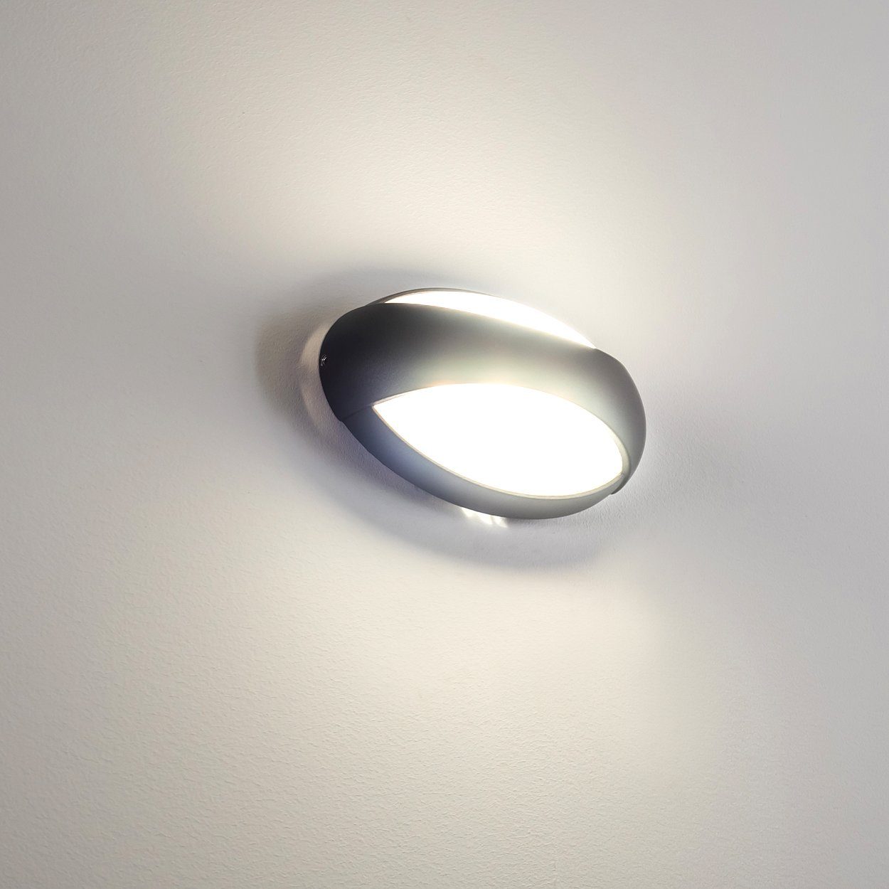 Alumnium Kelvin, mit LED für »Aringo« Außen-Wandleuchte Anthrazit, hofstein die Hauswand ideal Außenwandleuchte IP54, moderne Lampe Aussenleuchte 4100 aus in