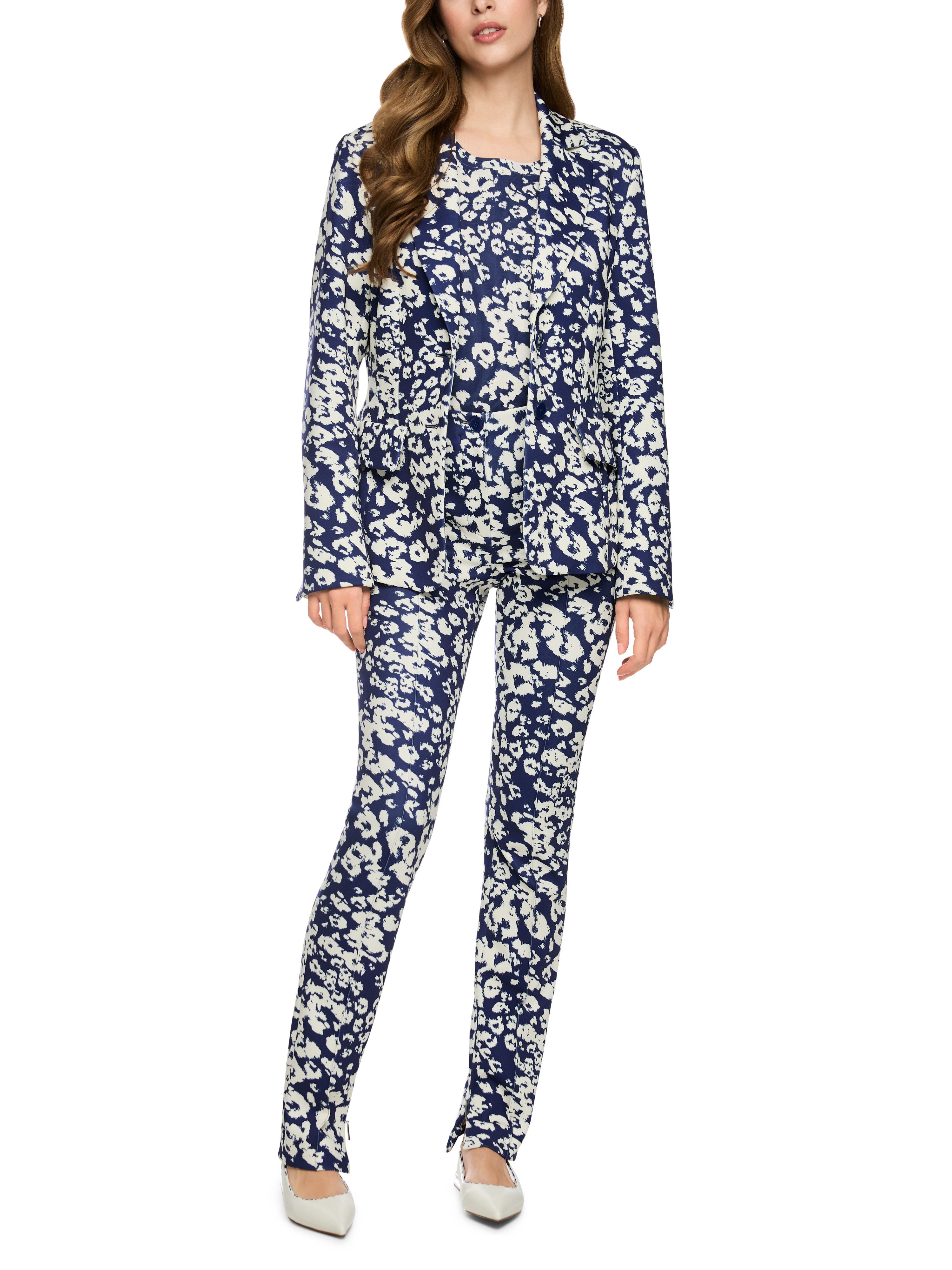Marc Cain Stoffhose Leolicious Premium Damenmode Model: SYDNEY mit Allover Print