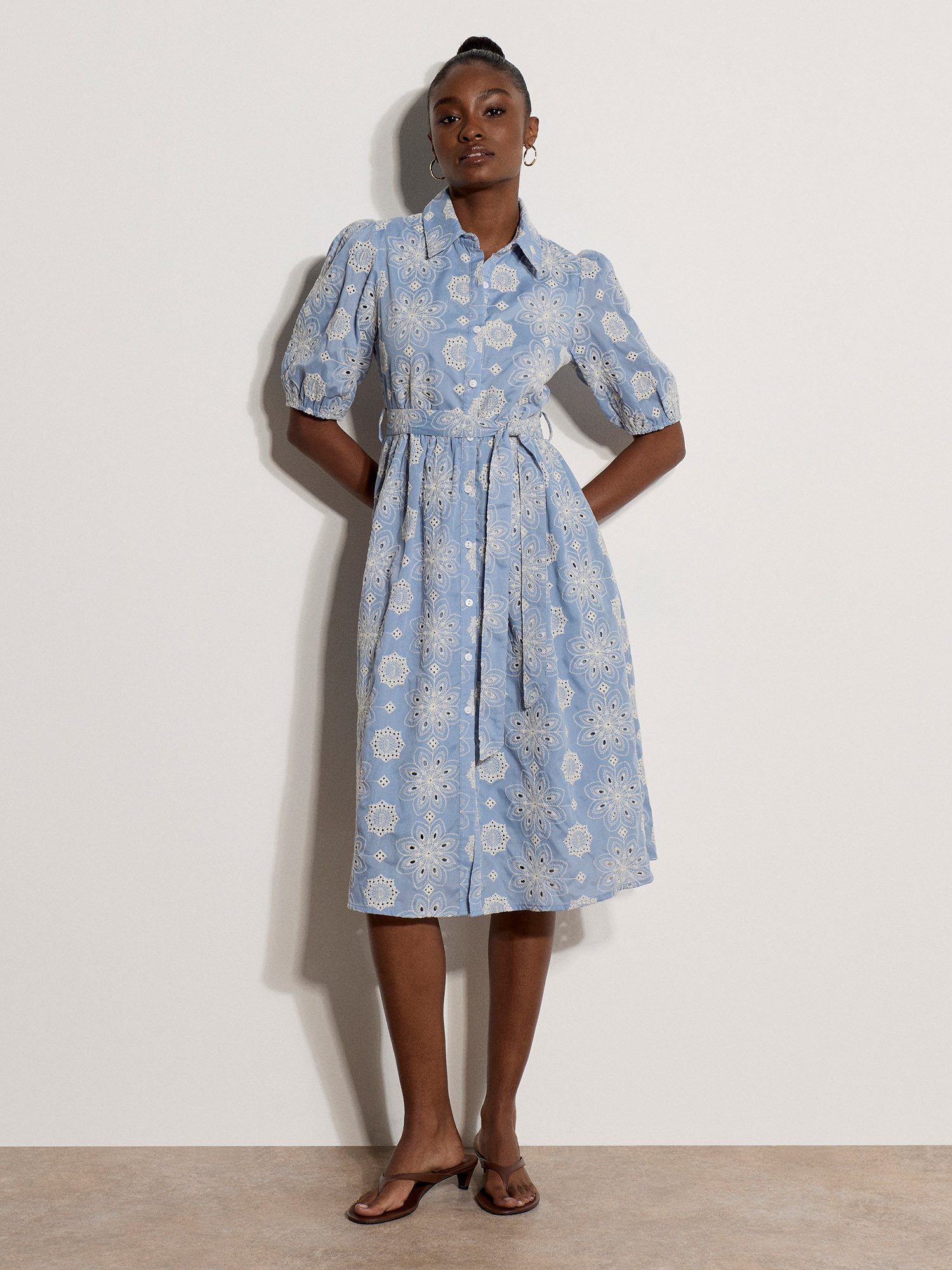 Apricot Spitzenkleid Midikleid (2-tlg., mit Stoffgürtel) mit englischer Spitze