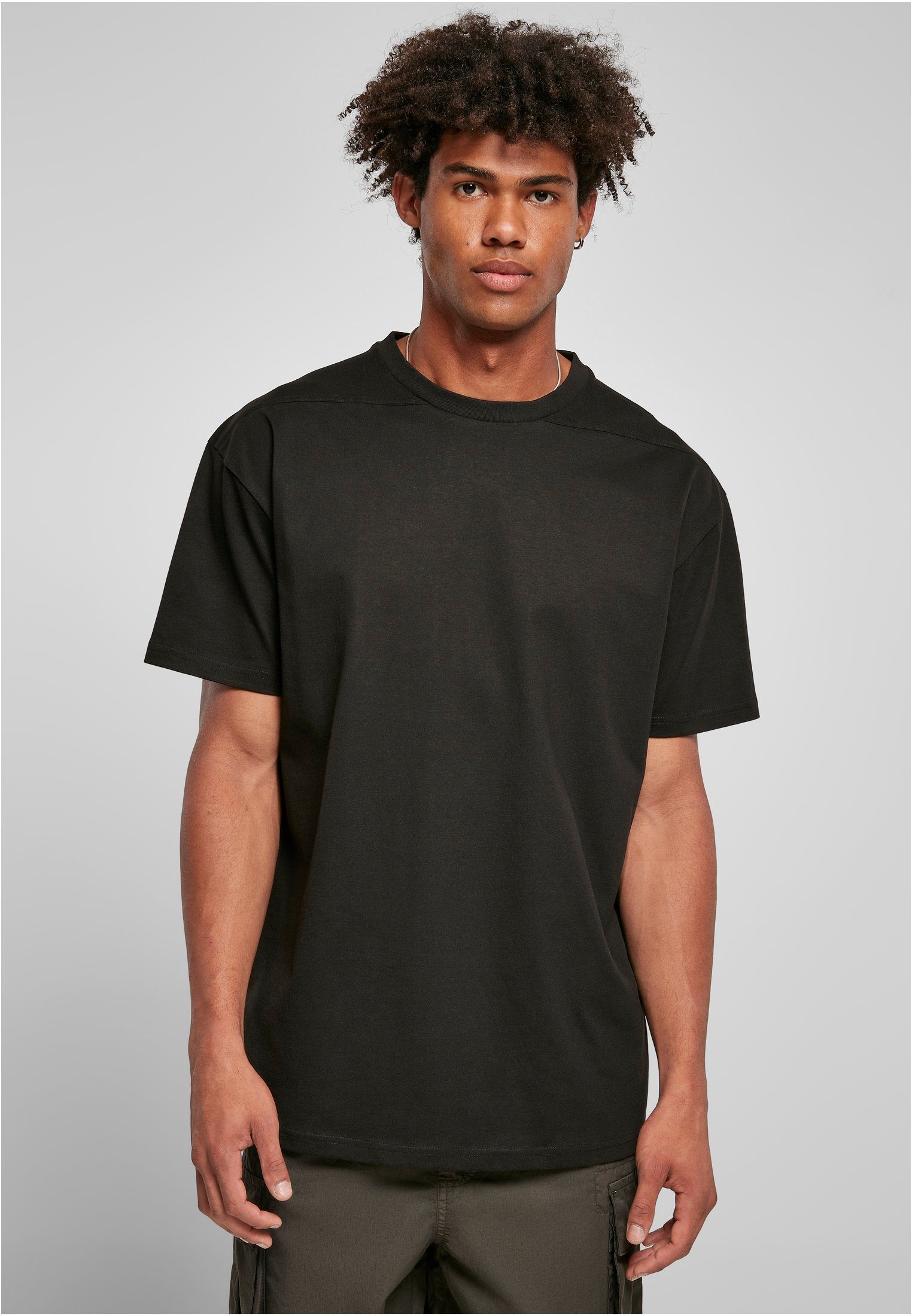 URBAN CLASSICS Kurzarmshirt Herren Recycled Curved Shoulder Tee (1-tlg) black