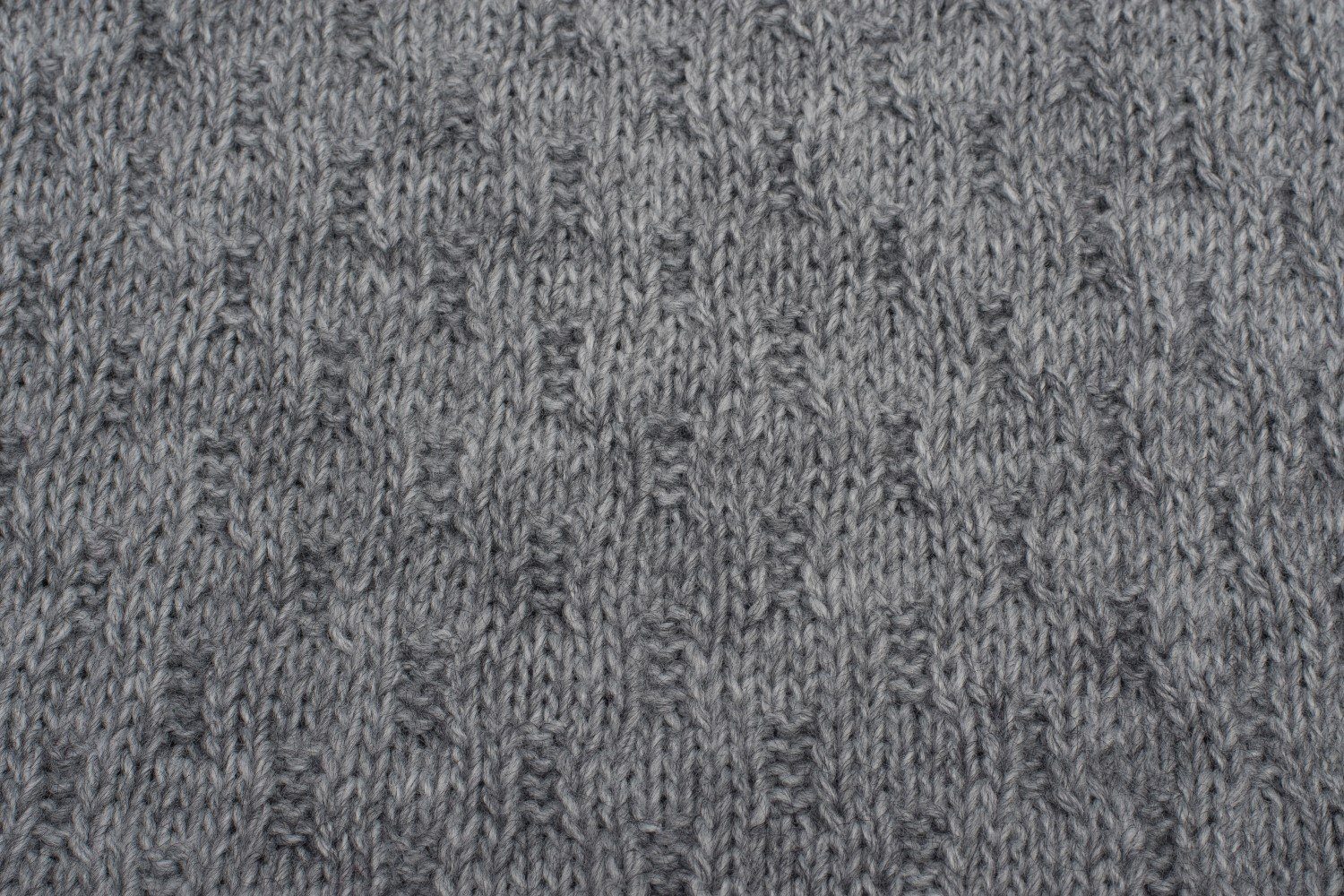 styleBREAKER Strickschal Strick Schal mit Flecht Muster, (1-St) günstig online kaufen