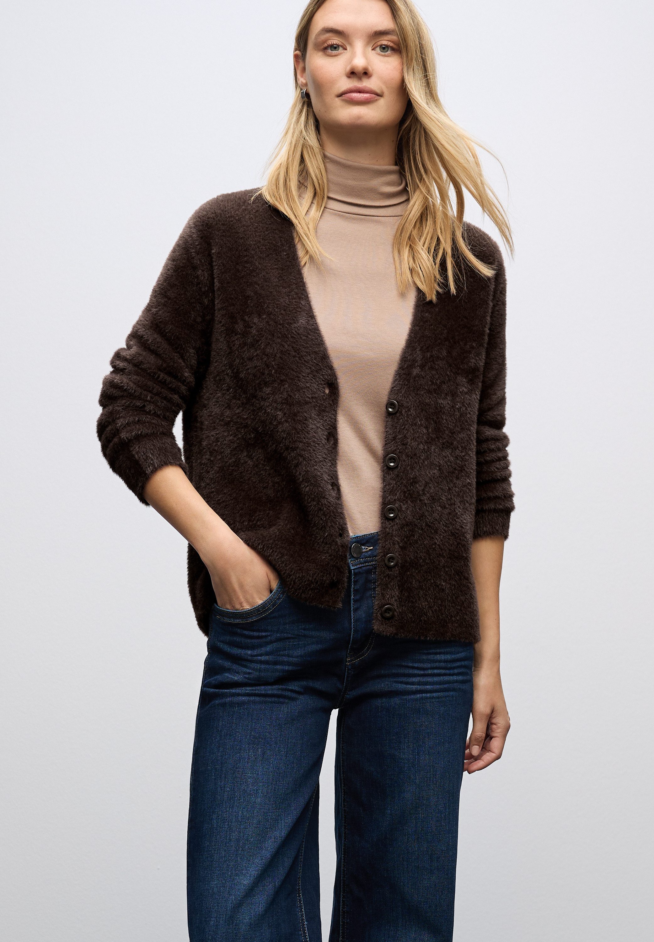 STREET ONE Cardigan mit V-Ausschnitt günstig online kaufen