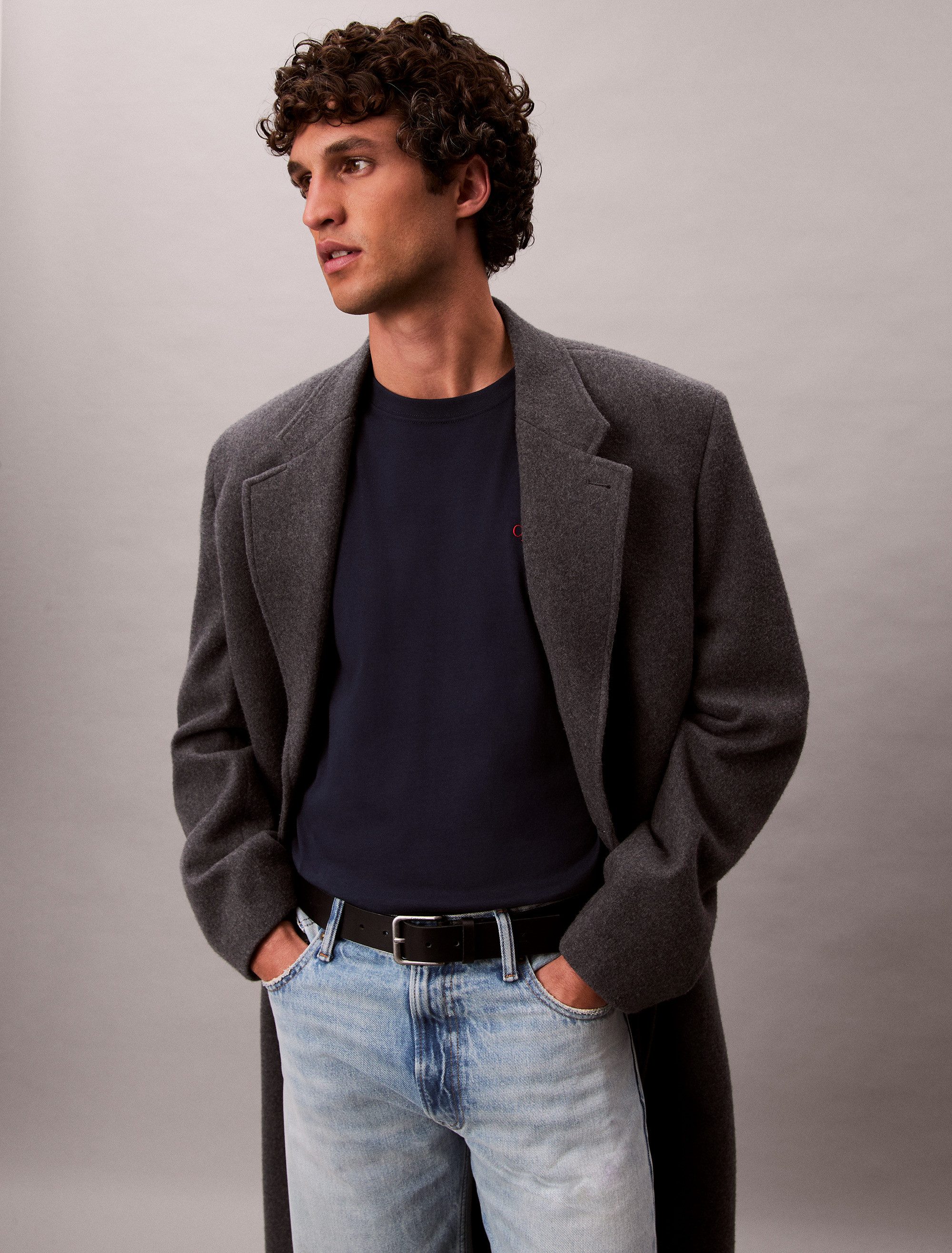 Calvin Klein Jeans Langarmshirt LS EASY MONOGRAM TEE Mit Rundhalsausschnitt günstig online kaufen