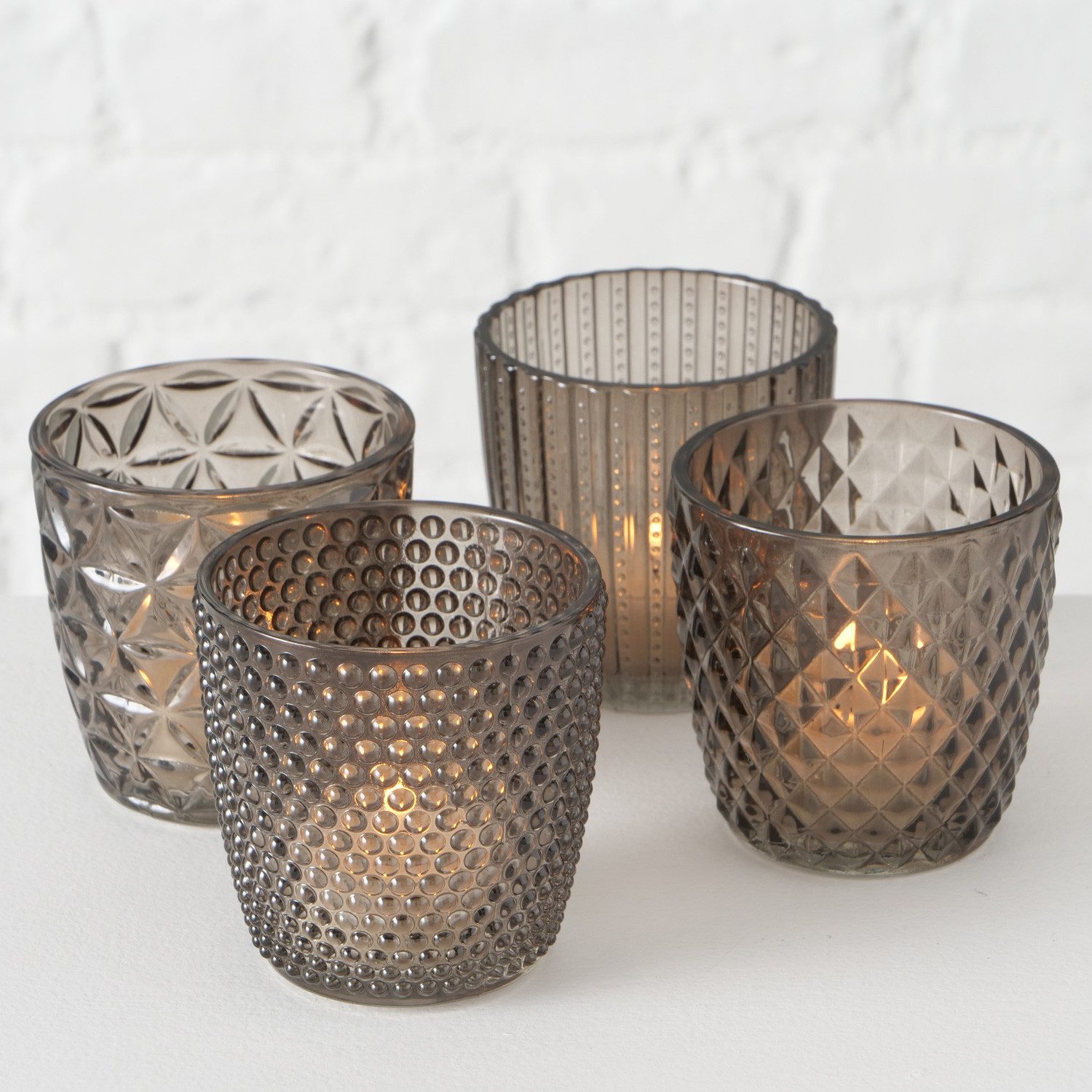 LS-LebenStil Teelichthalter 4´er Set Teelichtgläser Retro Grau 7cm Glas Windlicht (4´er Set Kristall Ornament Windlicht für Teelichter, 4 St., Halter Kerzenständer Tischdeko Kerzenhalter Gläser für Teelichter), 7x7cm, 4´er Set Kristall Ornament Windlicht für Teelichter