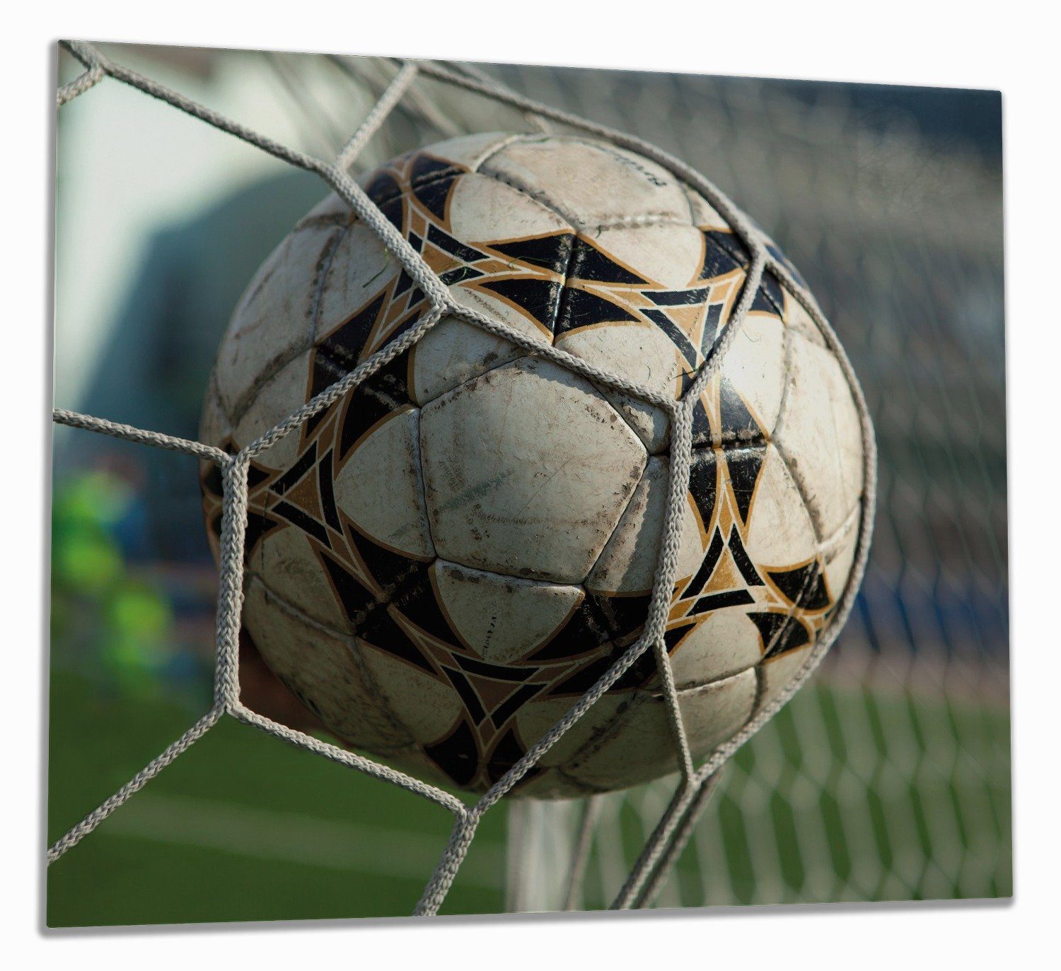 Wallario Herd-Abdeckplatte Fußball - Ball im Tor - Bolzplatz, ESG-Sicherheitsglas, (Glasplatte, 1 tlg., inkl. 5mm Noppen), verschiedene Größen