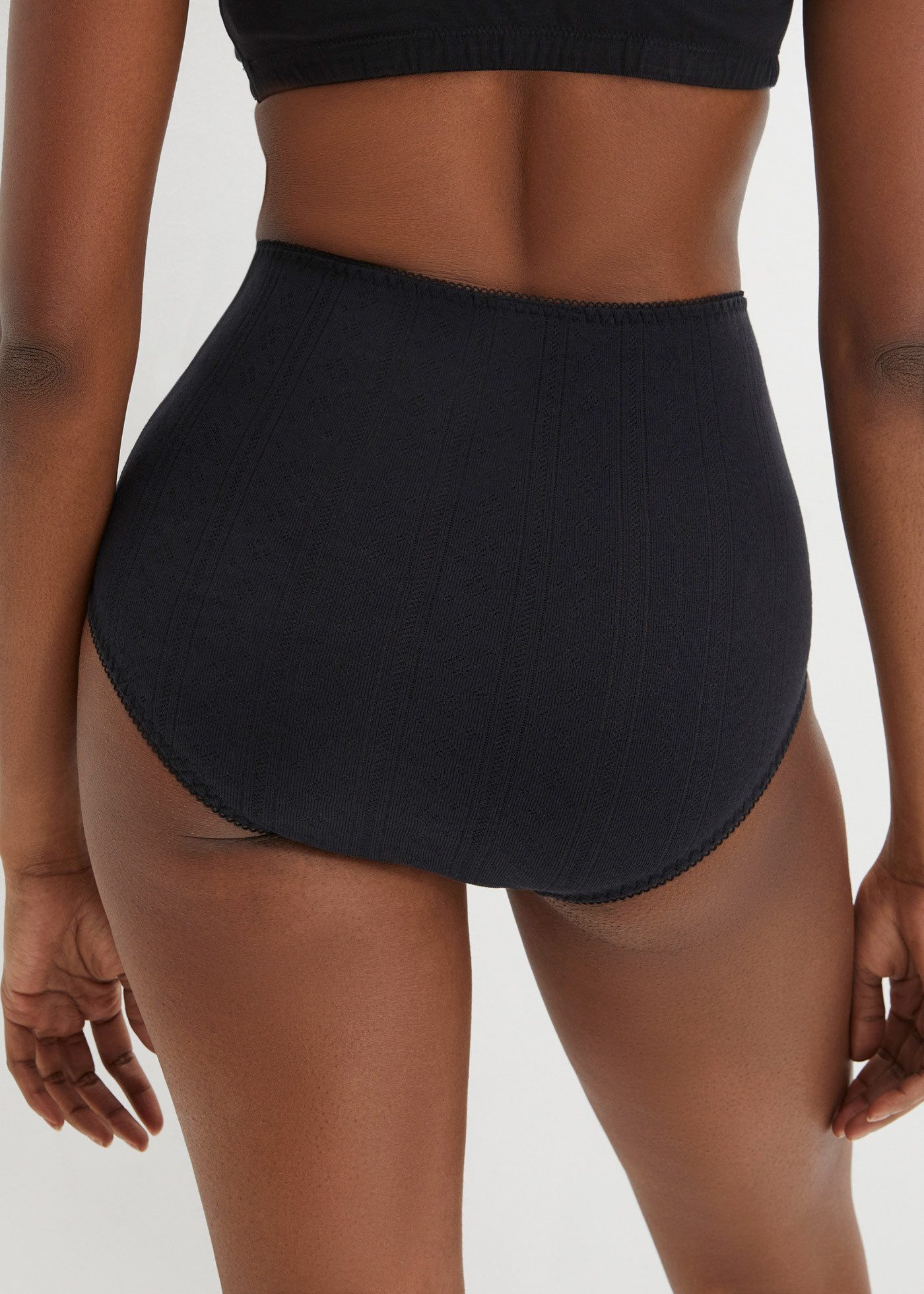 bonprix High-Waist-Slip (Packung, 4-St) Highwaist Schnitt, aus Ajourmuster aus Baumwolle, mit Elasthan-Anteil