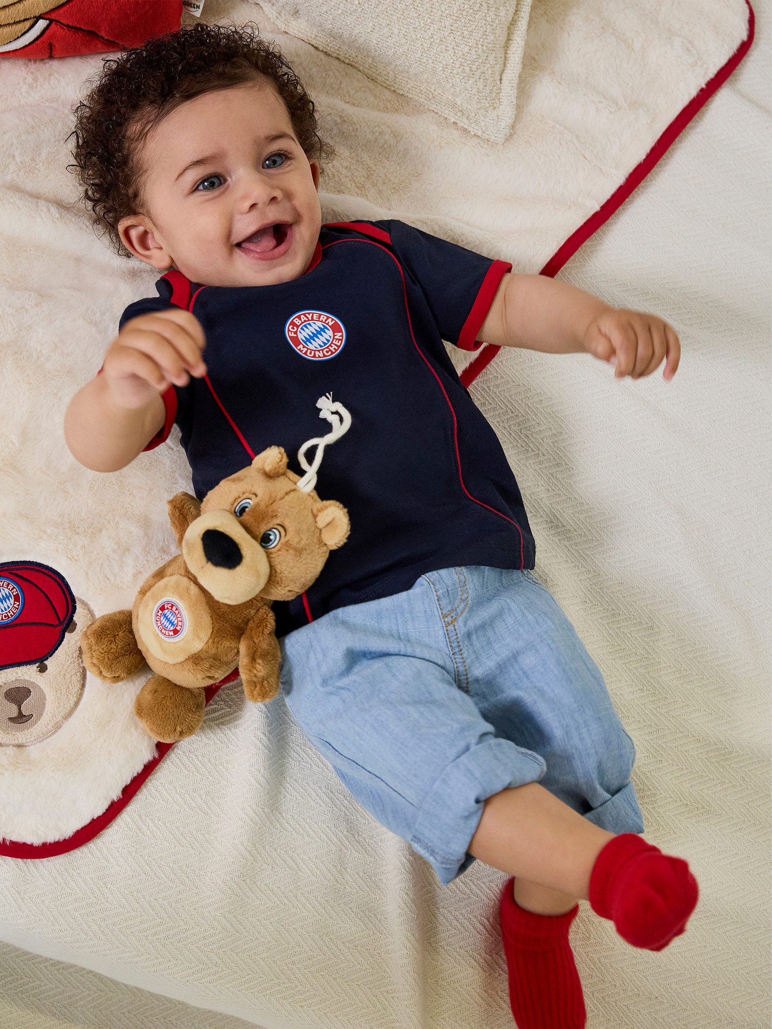 FC Bayern München T-Shirt FC Bayern München, Set T-Shirt Essentials, Baby, Mehrfarbig