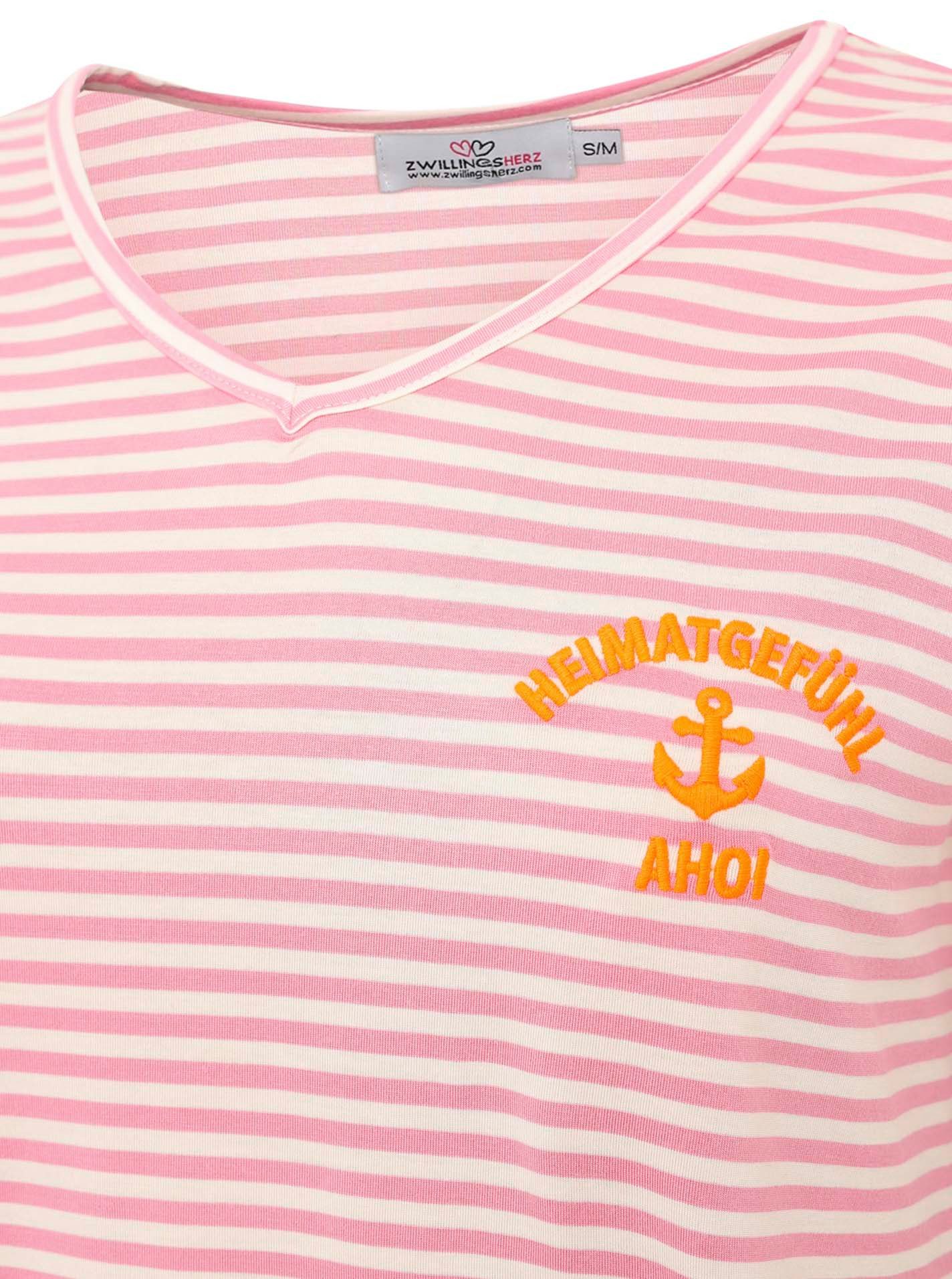 Zwillingsherz T-Shirt "Heimatgefühl" V-Neck, gestreift, kleines Motiv gestickt mit Anker – Bild 5 von 5