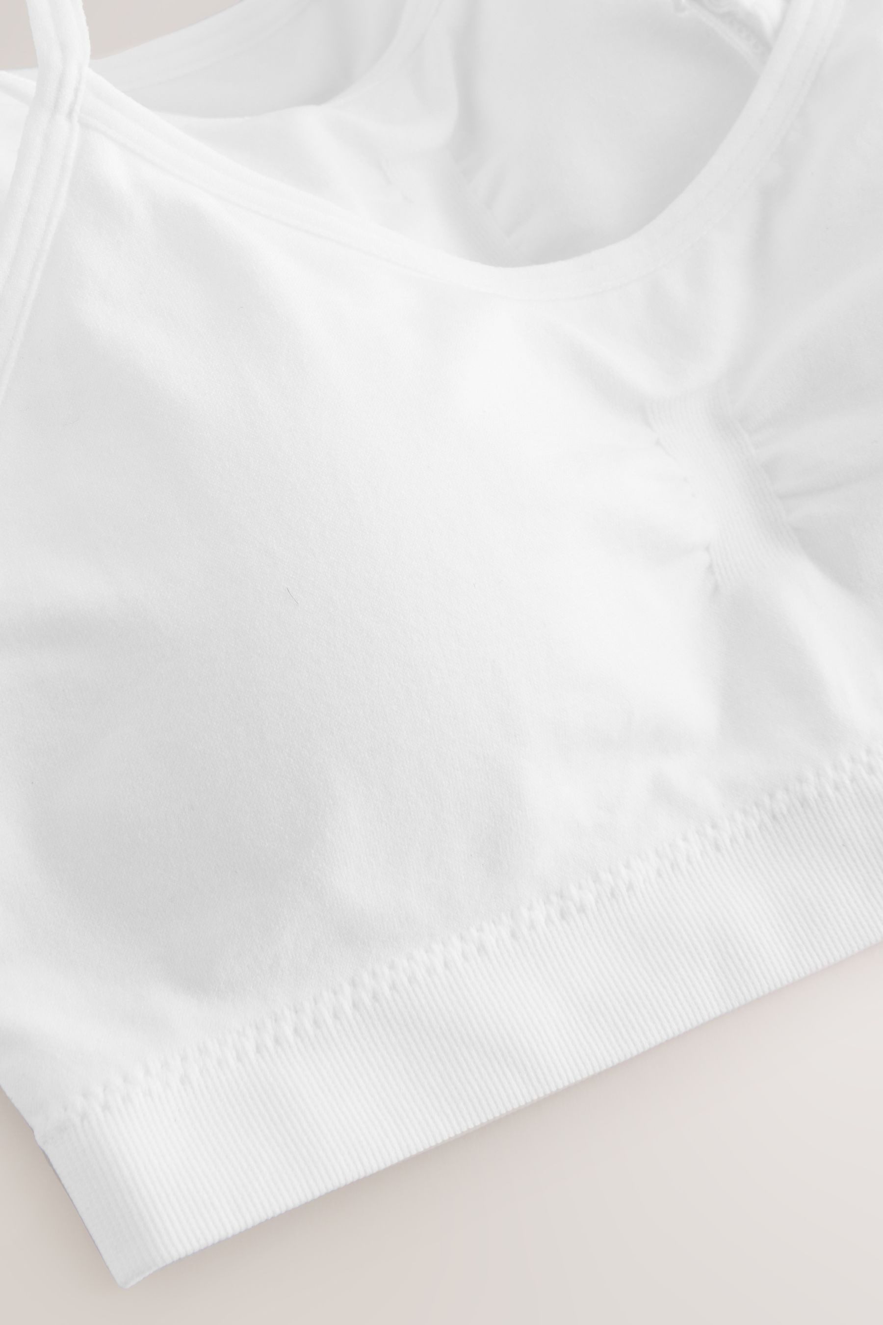 Next Crop-Top Nahtlose Kurztops mit leichten Pads im 3er-Pack (3-tlg) – Bild 5 von 5