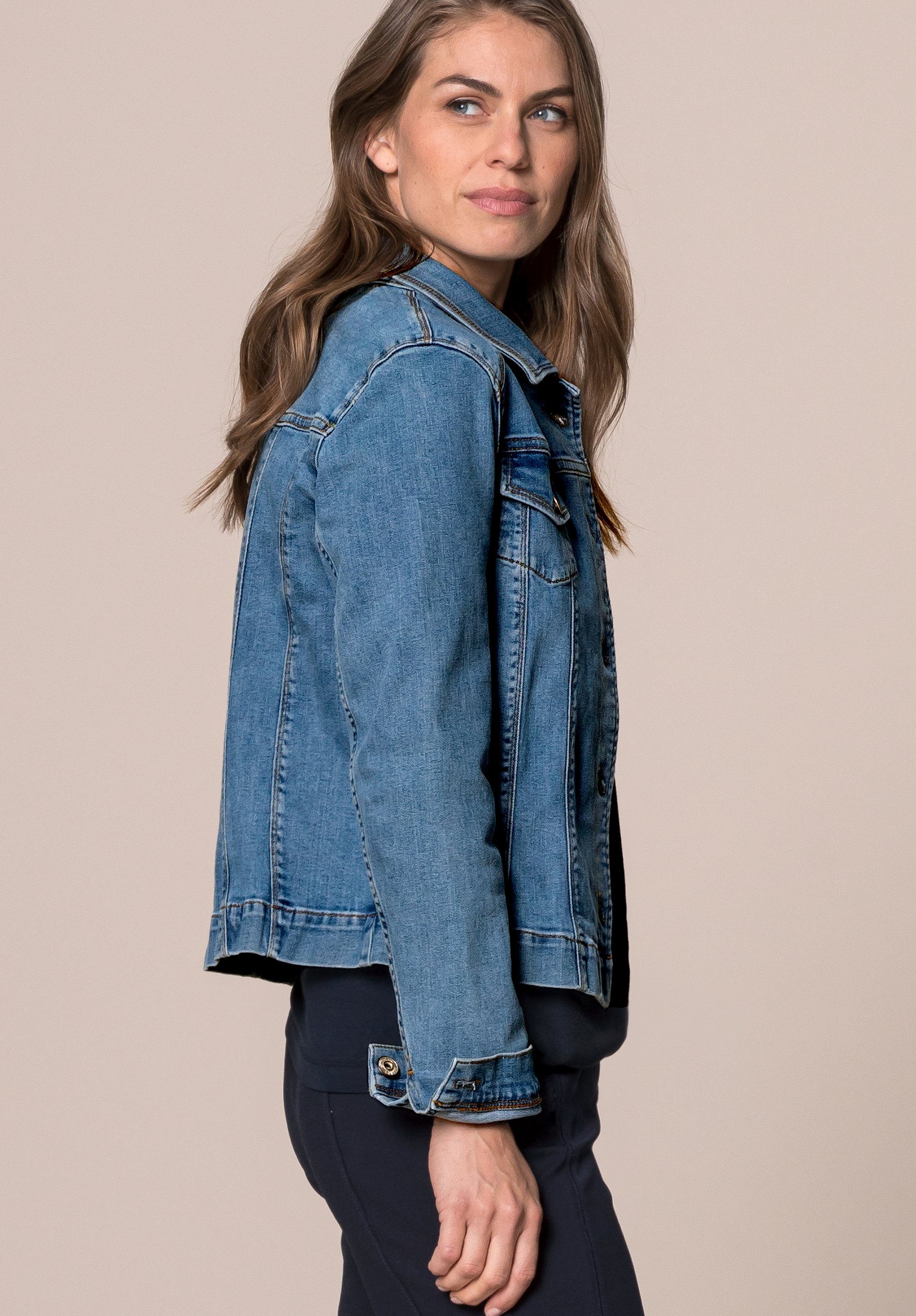 bianca Jeansjacke TATJA aus elastischem blue Denim in coolem Look