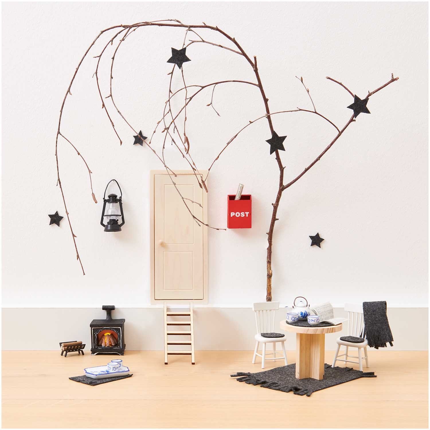 Rico Design Wichtel Miniatur Stuhl 4,5x4x8,5cm günstig online kaufen