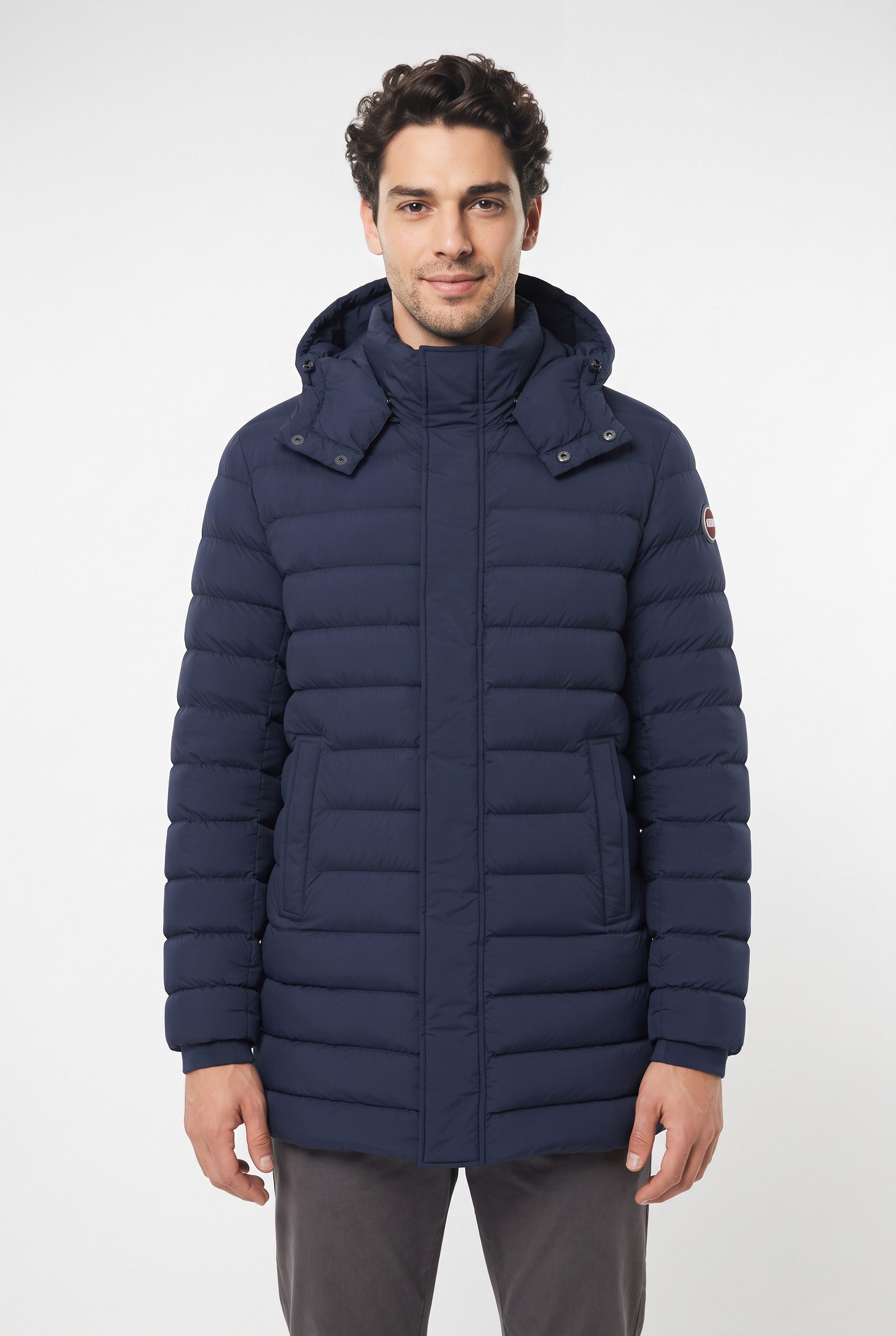 Colmar Daunenjacke mit abnehmbarer Kapuze, Seitenschlitze mit Reißverschluss