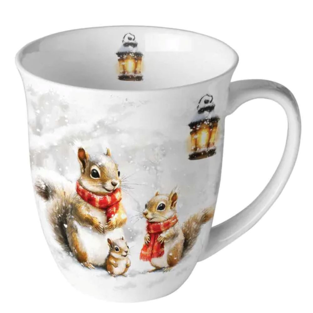 Ambiente Luxury Paper Products Becher Wald, Blumen, Pflanzen,Tieren -Winter, Herbst, Porzellan Tasse, 1-tlg., Porzellan Tasse Eichhörnchen - Ambiente zeigt ein niedliches Eule, Zweig, Baumast, Ast, Vigel Motiv - sorgt für eine gemütliche winterliche Stimmung. Ideal für Kaffee, Tee, Kakao oder andere Heißgetränke und ist auch eine schöne Geschenkidee für die Weihnachts- und Winterzeit., Weihnachtstasse, Geschenkidee, Weihnachten, Advent, Winterzeit