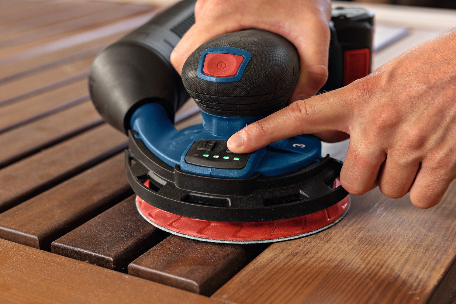 Bosch Professional Akku-Exzenterschleifer »GEX 18V-150-3 solo«, ohne Akku, ohne Ladegerät