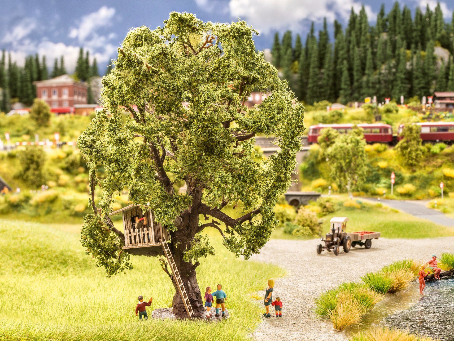 NOCH Dekobaum NOCH Baum mit Baumhaus, detailierter Modellbaum fü