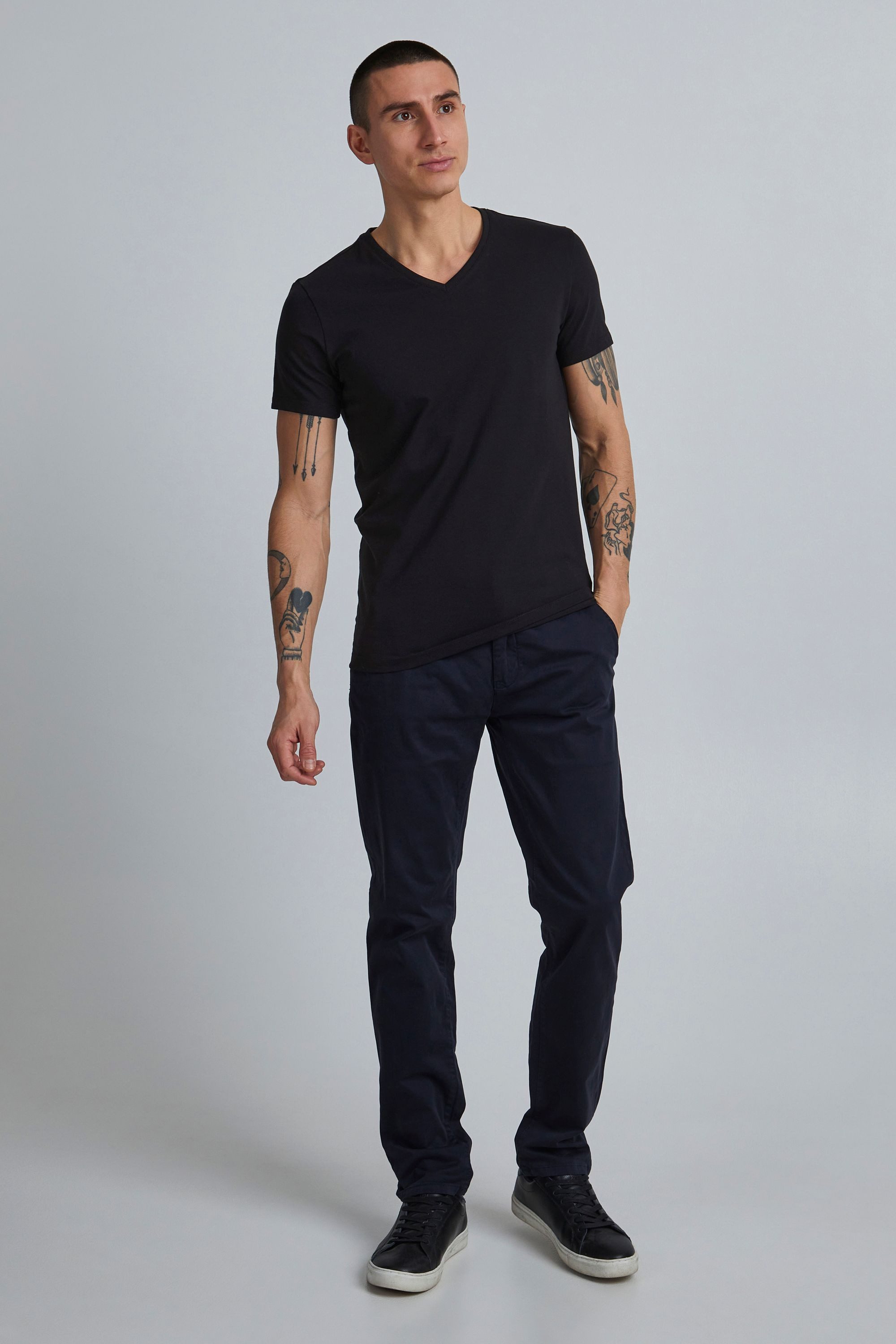 Casual Friday T-Shirt CFLincoln T-Shirt mit V-Ausschnitt günstig online kaufen