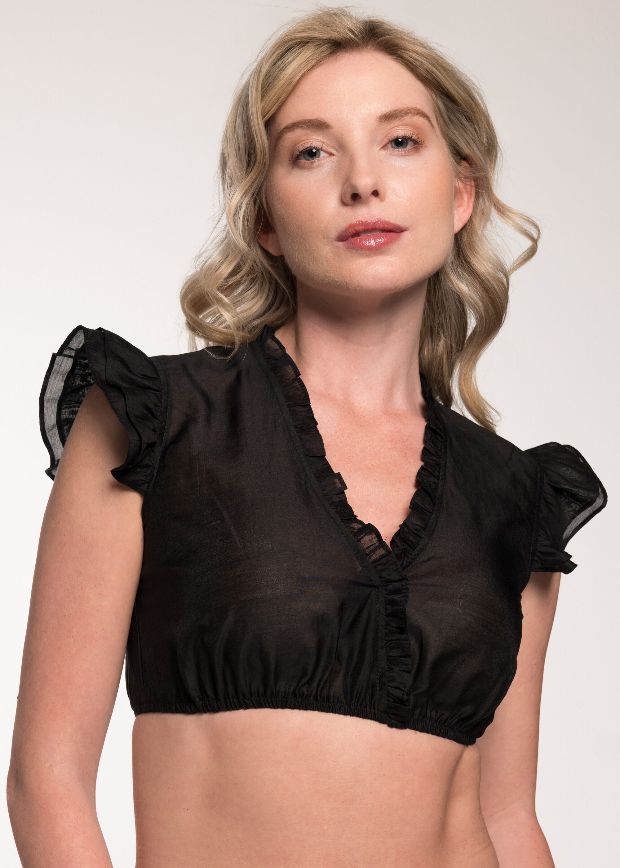 Spieth & Wensky Dirndlbluse Fran (1-tlg) mit Rüschen verzierter V-Ausschnit günstig online kaufen