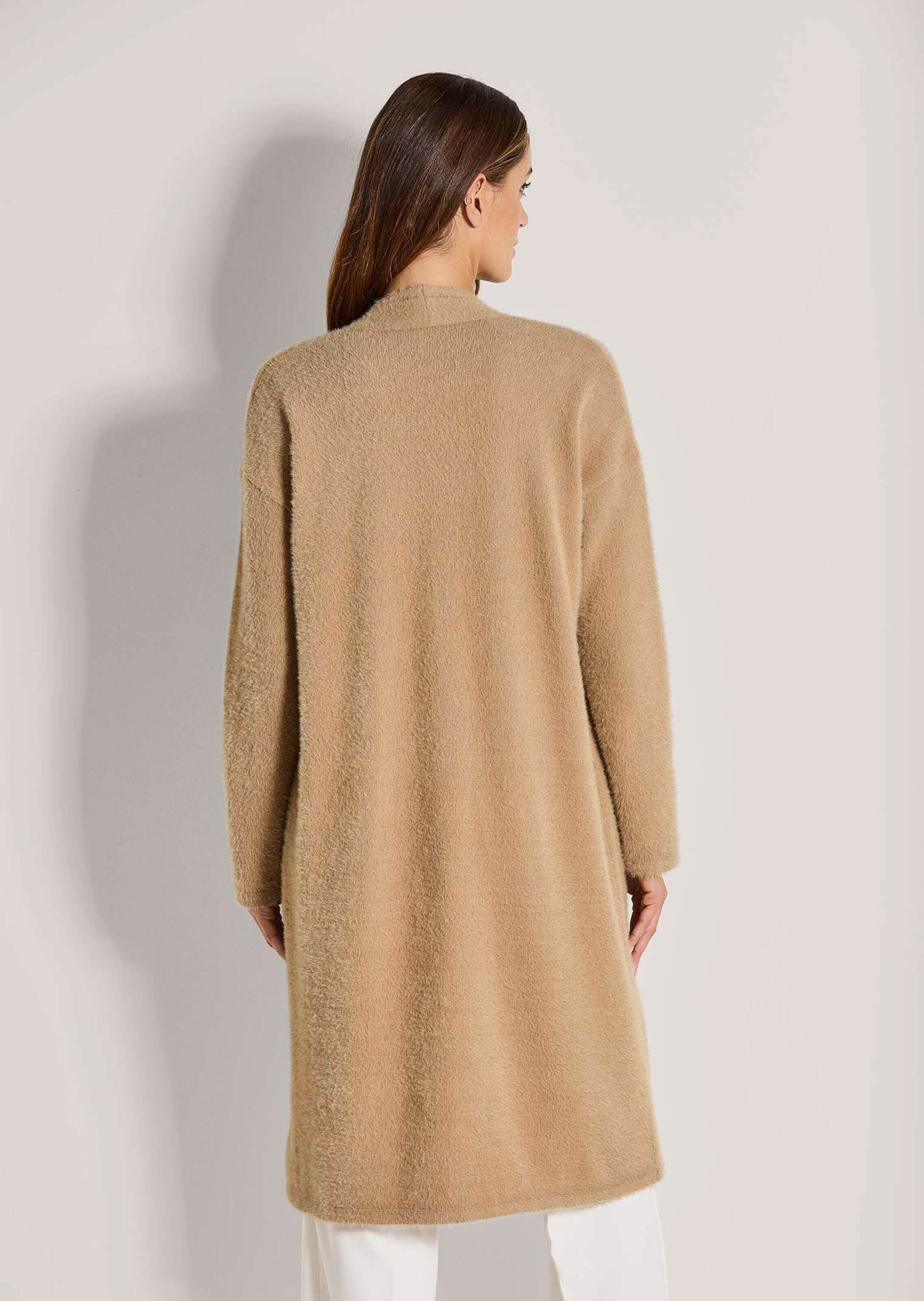MADELEINE Kurzmantel Eleganter Glattstrick-Mantel Offene Form, lange Ärmel, aufgesetzte Taschen