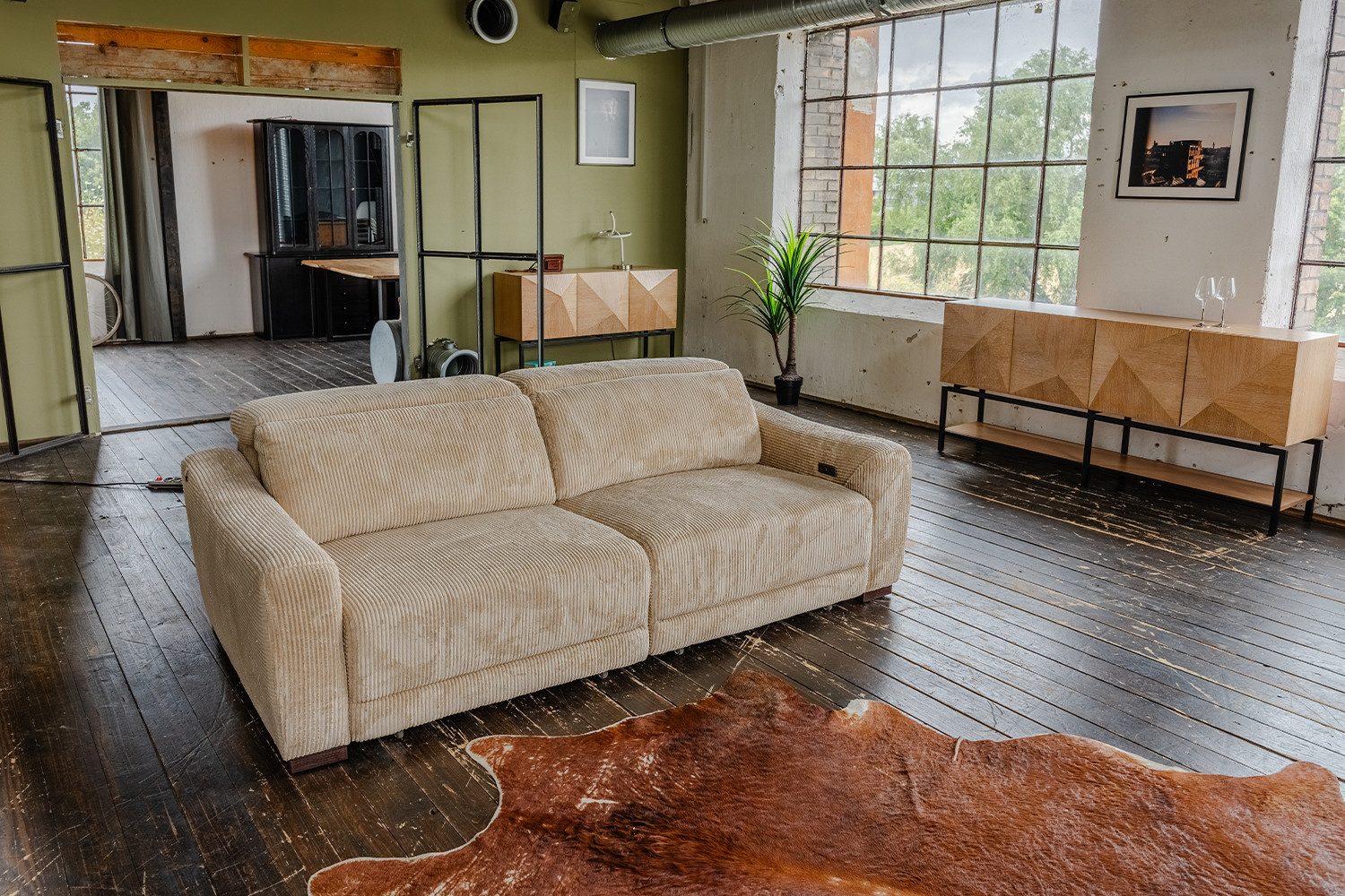 KAWOLA Sofa KIANA Cordsofa mit Sitzvorzug – Kopfstütze verstellbar, Bequeme günstig online kaufen